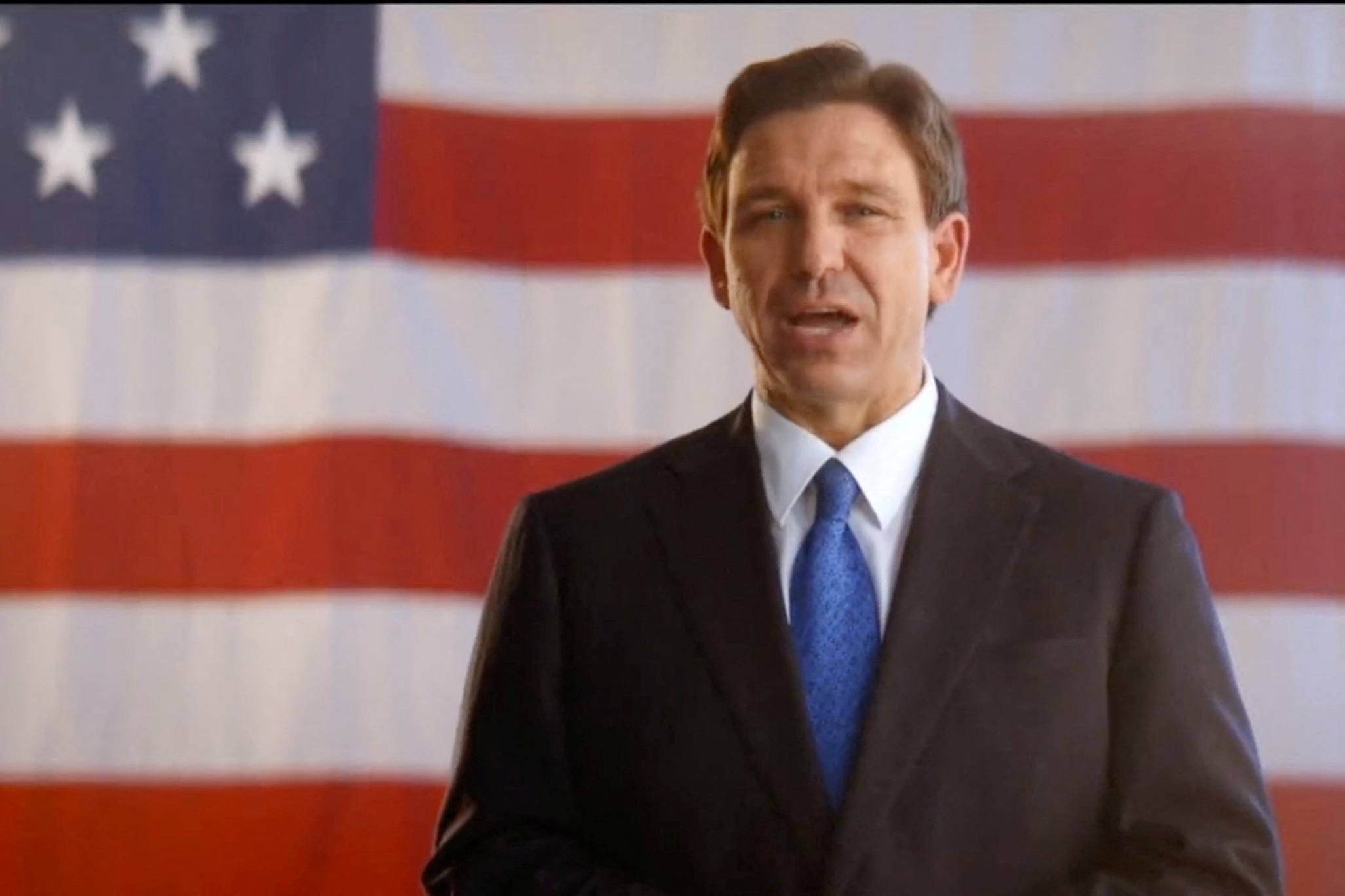 El gobernador de Florida, Ron DeSantis, habla mientras anuncia que se postulará para la nominación presidencial republicana de 2024 en esta captura de pantalla de un video de redes sociales publicado el 24 de mayo de 2023. Foto: Reuters