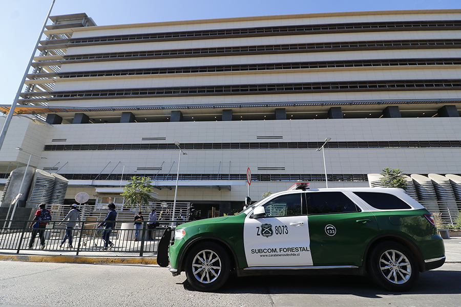 VIÑA DEL MAR: Paciente se lanza desde el sexto piso del Hospital Gustavo Fricke