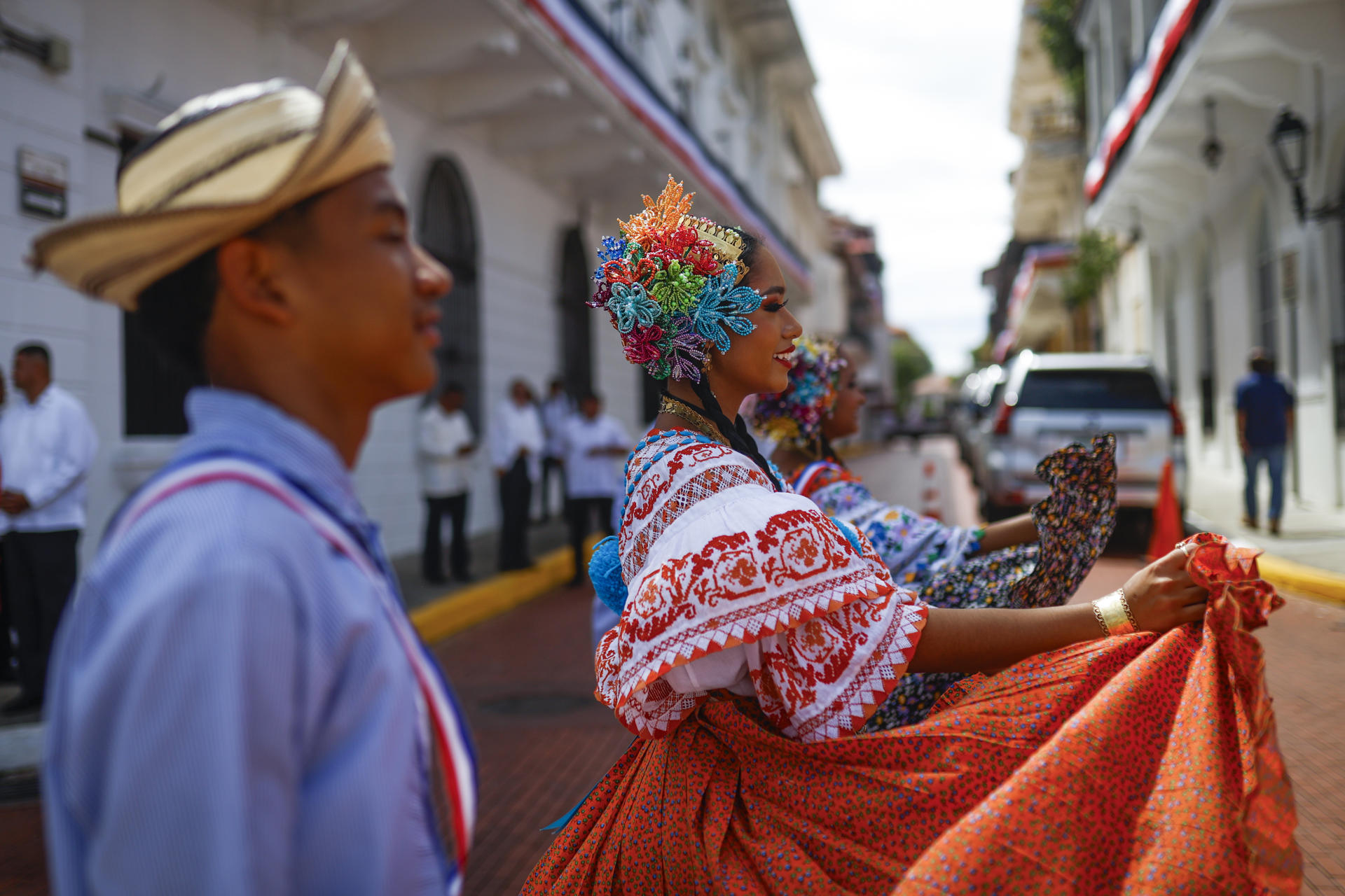 Entre tambores y banderas: Así se vivió el desfile del Día de los Símbolos Patrios