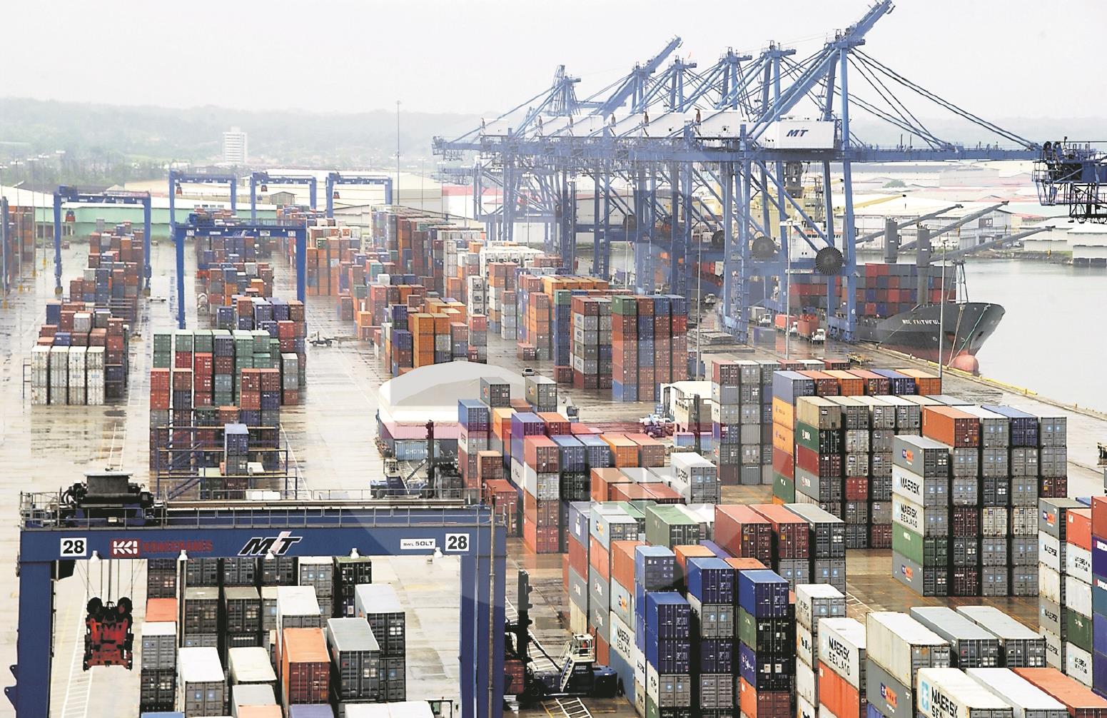 Corte Suprema rechaza proyecto de ley para fijar salario mínimo a  portuarios | La Prensa Panamá