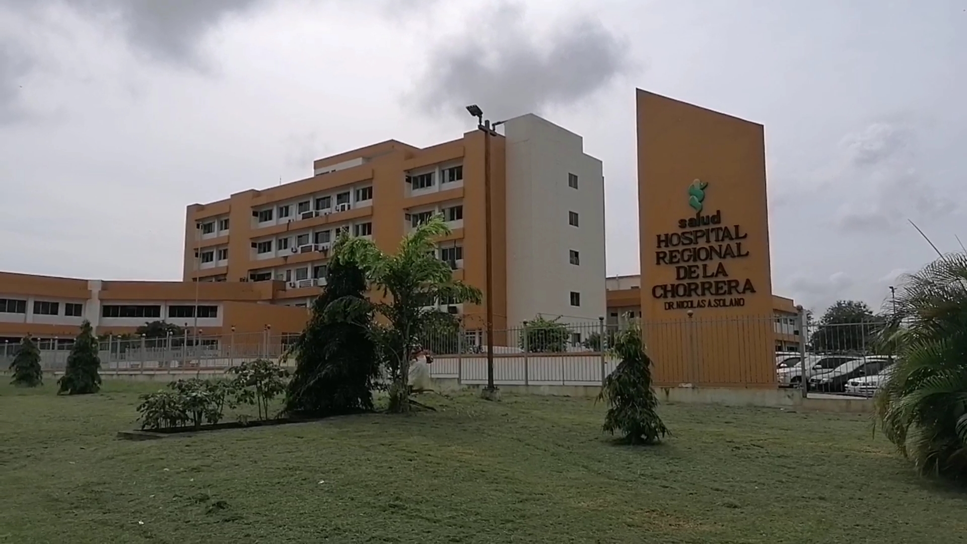 Médicos del Hospital Nicolás Solano de La Chorrera se van a paro | La  Prensa Panamá