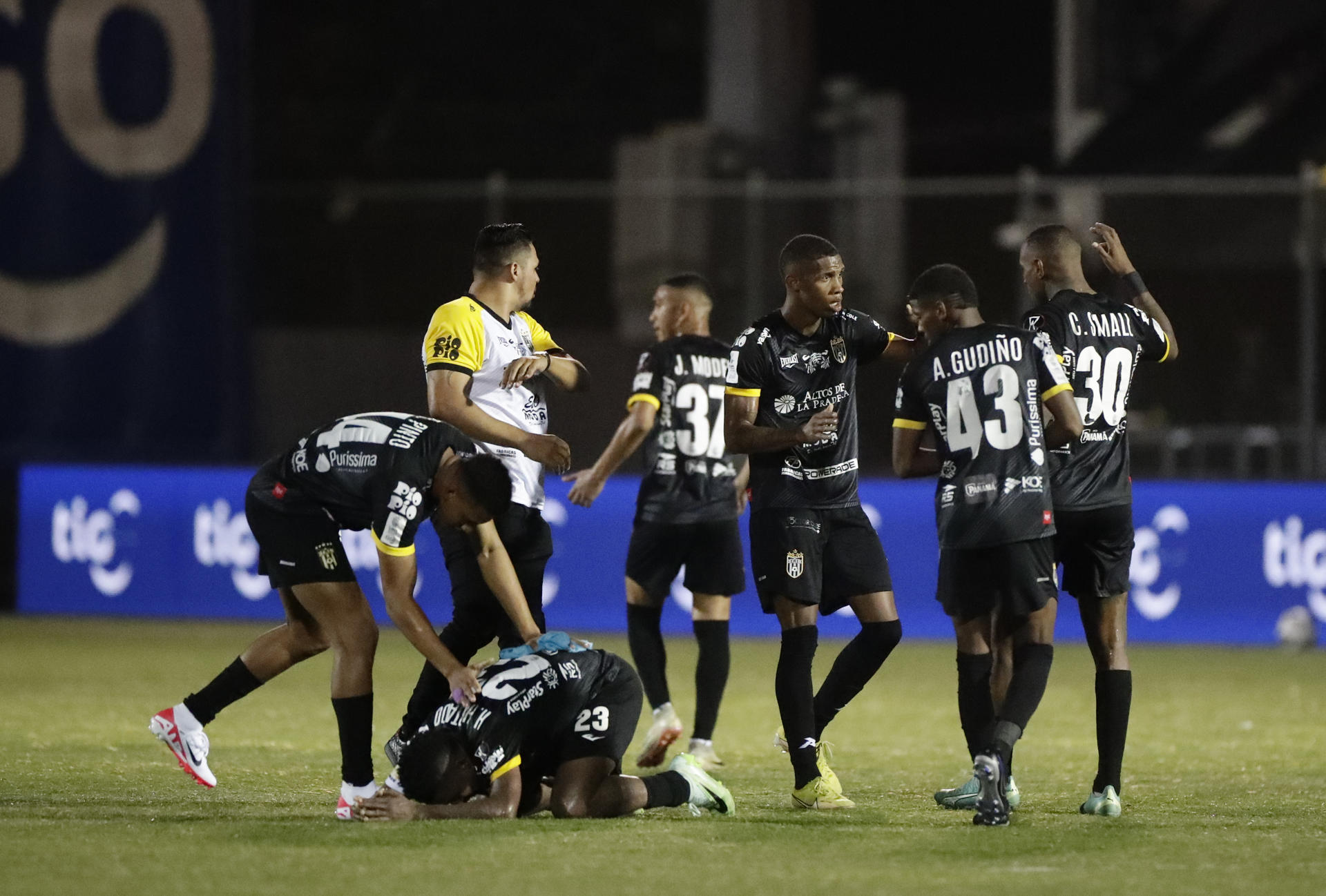 Club Atlético Independiente (CAI) presenta su plataforma social y deportiva  y firma convenio con Fútbol con Corazón - PR Noticias Panamá