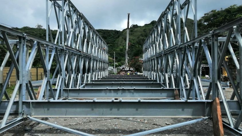 Inspeccionan construcción de puente que conecta comunidades de Bugaba y Renacimiento