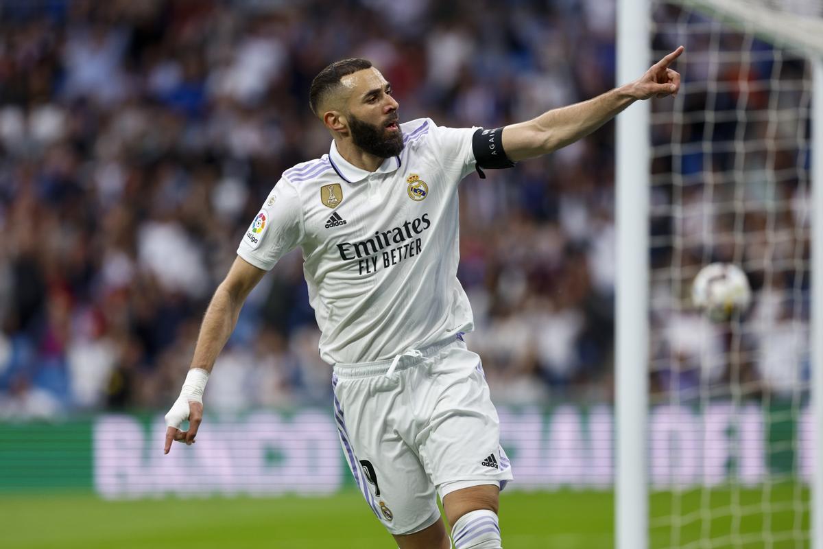 Fútbol: Karim Benzema deja el Real Madrid después de 14 años en el club