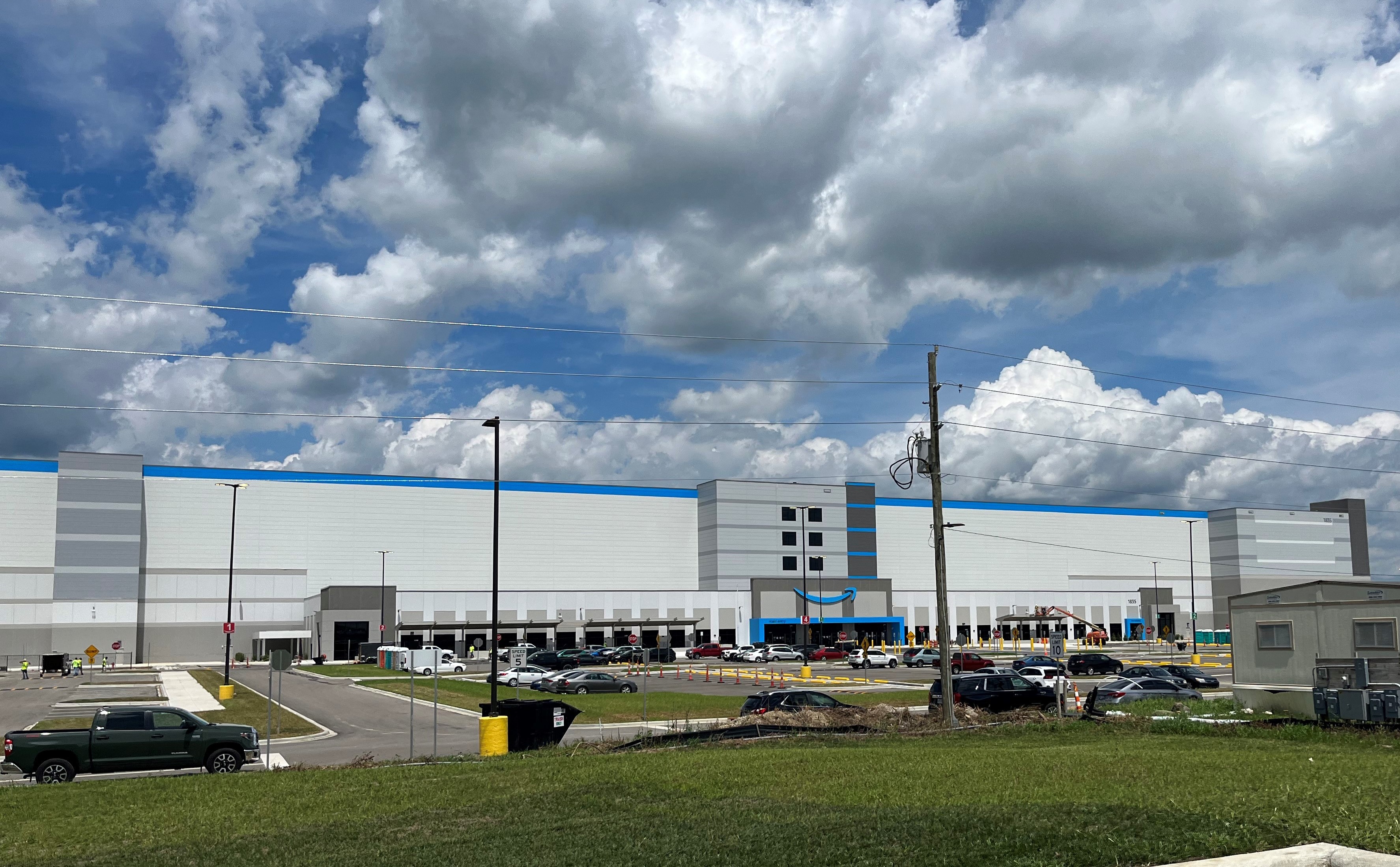 Amazon's massive new fulfillment facility is under construction at 1835 Union Airpark Blvd. CORNELIUS FROLIK / STAFF