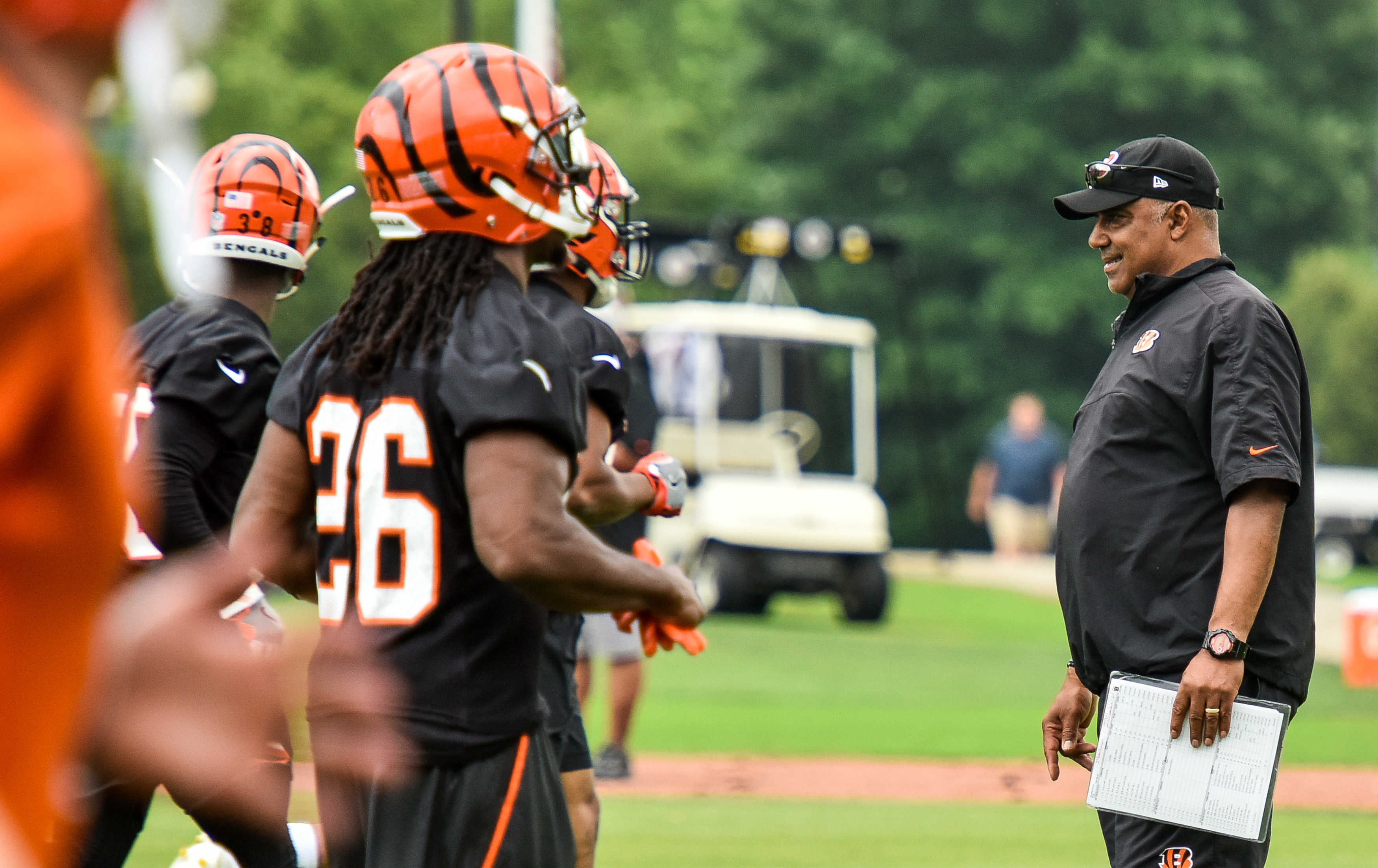 Marvin Lewis says Bengals have 'young guys who are going to do