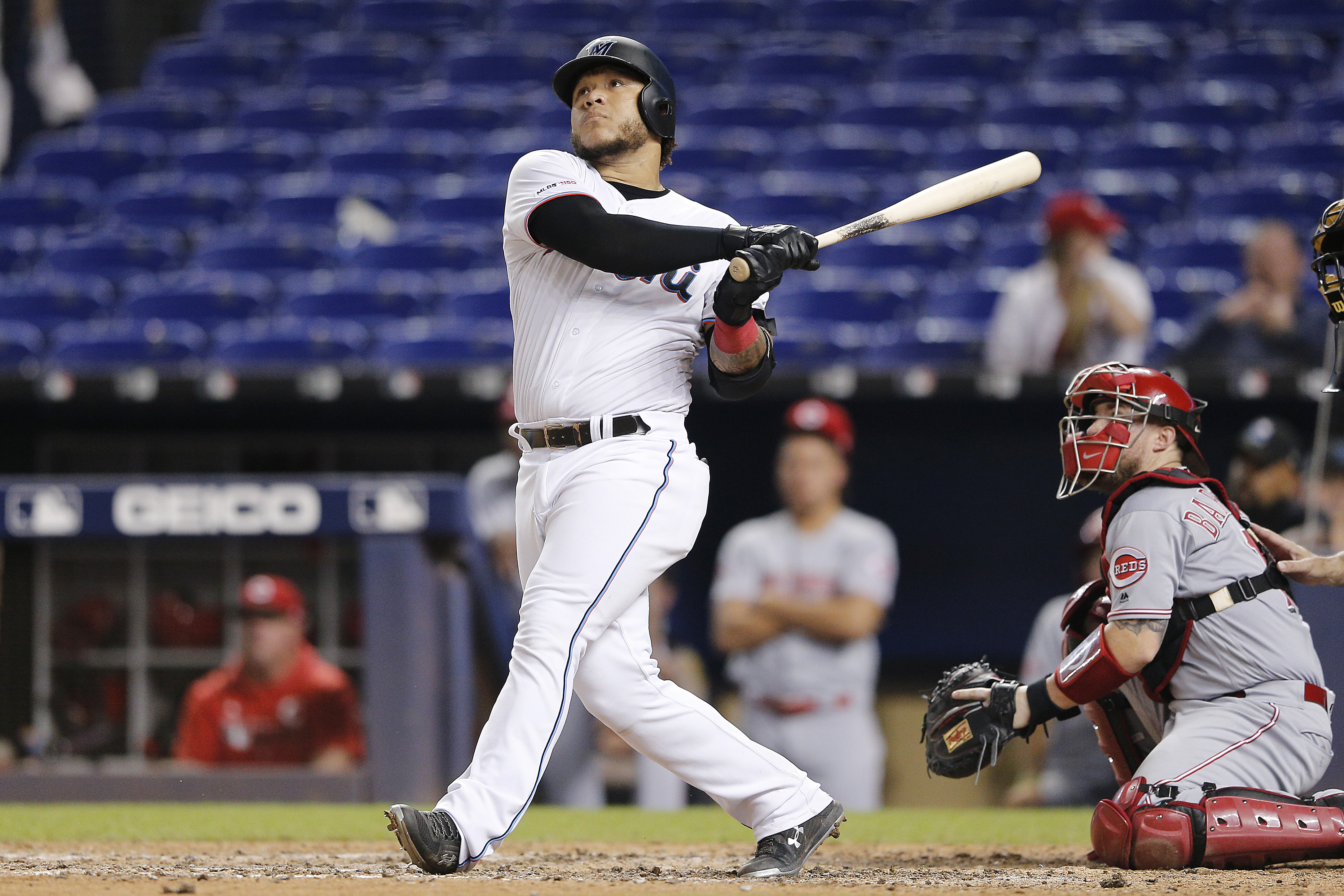 Marlins bring back Jorge Alfaro on minor league deal