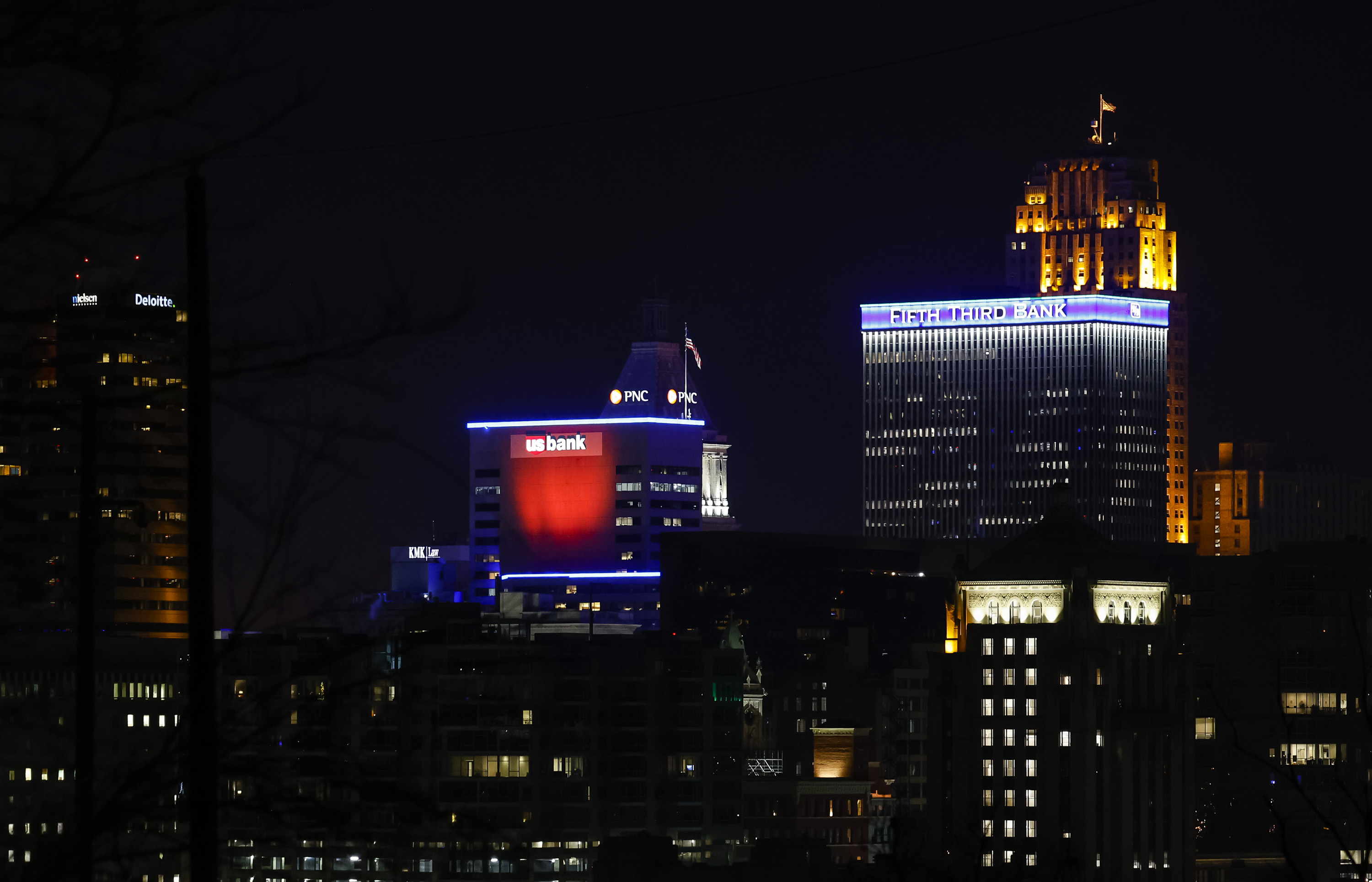 Cincinnati, Ohio is lit up orange for the Bengals. : r/CityPorn