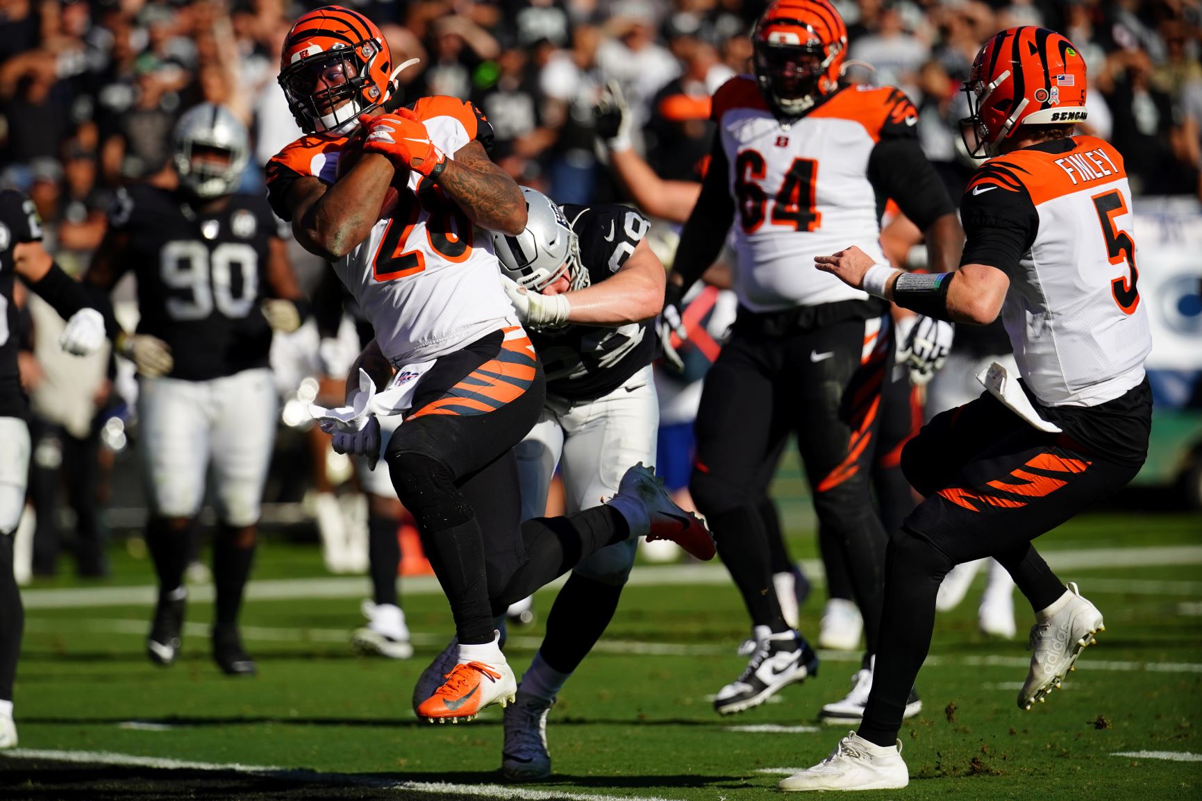 Oakland Raiders keep the Cincinnati Bengals winless: Recap, score, stats  and more 