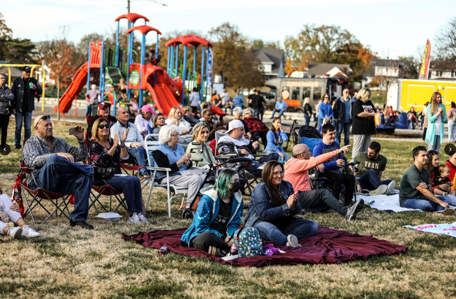 Middletown High School student's celebrate fall fad “Friendsgiving