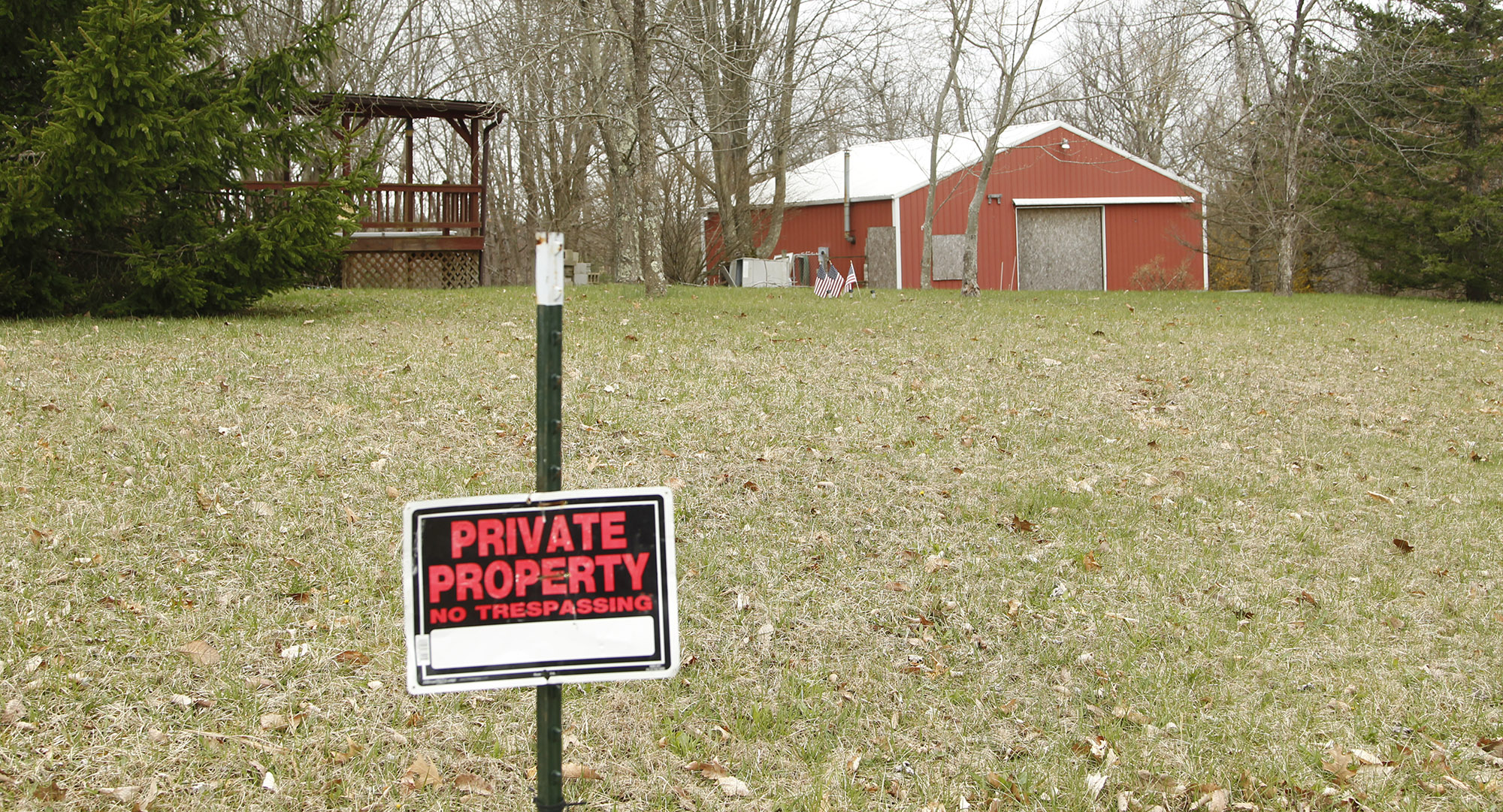 Dana Rhoden, her daughter Hanna and son Chris Rhoden, Jr. were killed in their mobile home at this location on Union Hill Rd. in 2016. Two years after the murder of 8 Rhoden family members in rural Pike County, the crime remains unsolved. TY GREENLEES / STAFF
