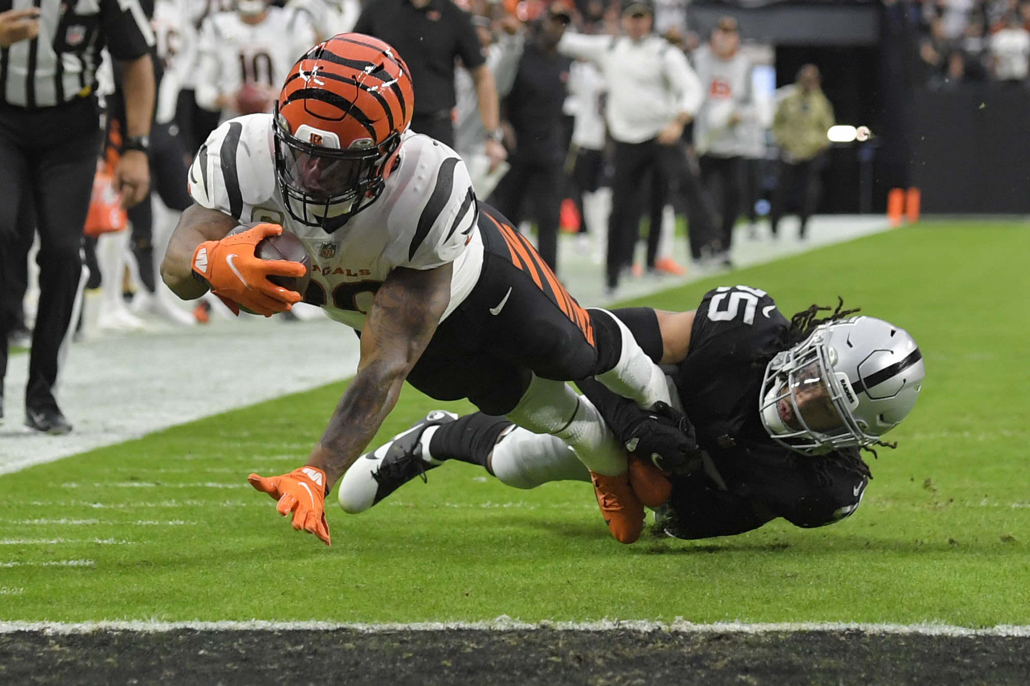 Last time Bengals won a playoff game: History of Cincinnati's postseason  drought, 'Curse of Bo Jackson'