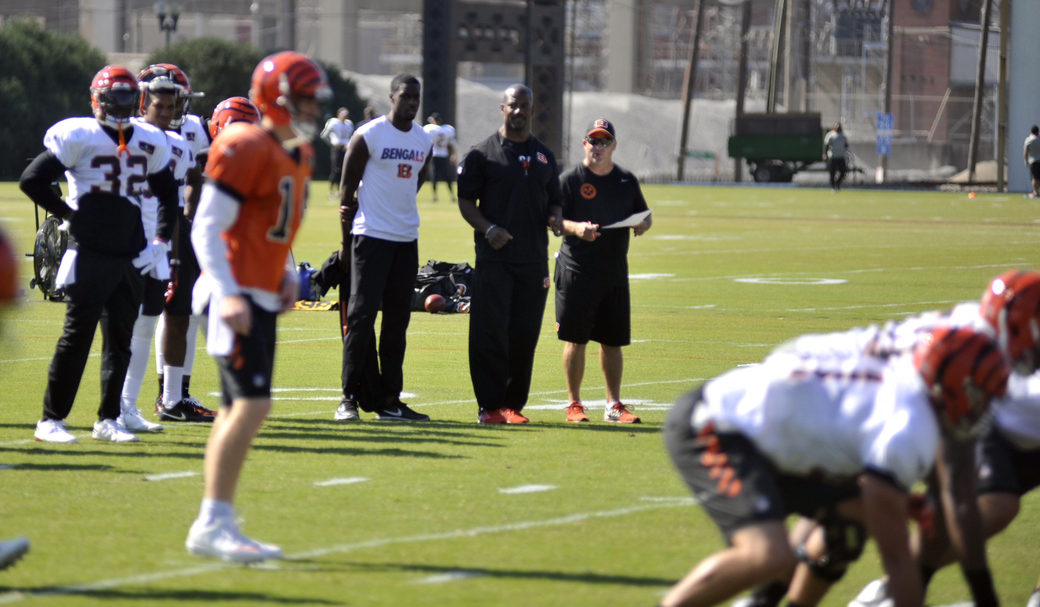 Bengals receiver A.J. Green hurt, carted off 1st practice