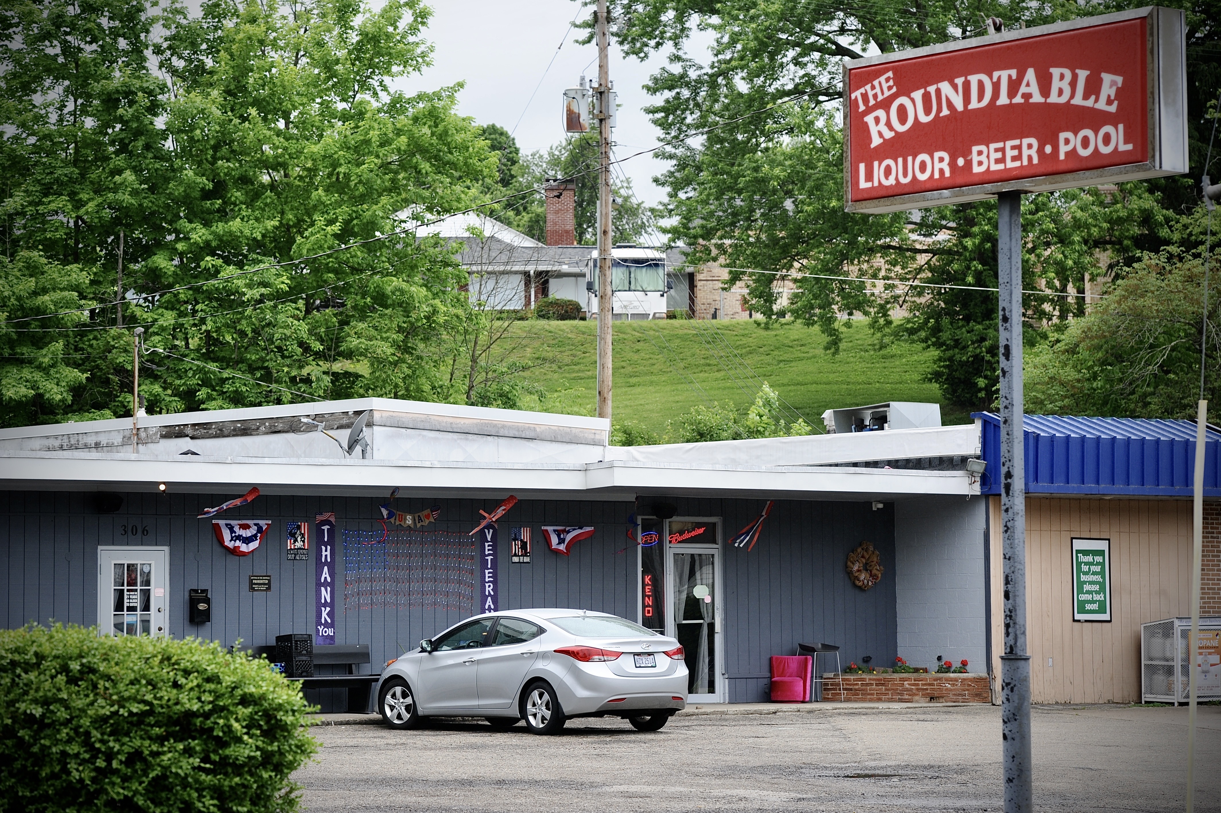 A man has died following a shooting at the Roundtable Bar in Xenia early Thursday, May 26, 2022. MARSHALL GORBY / STAFF