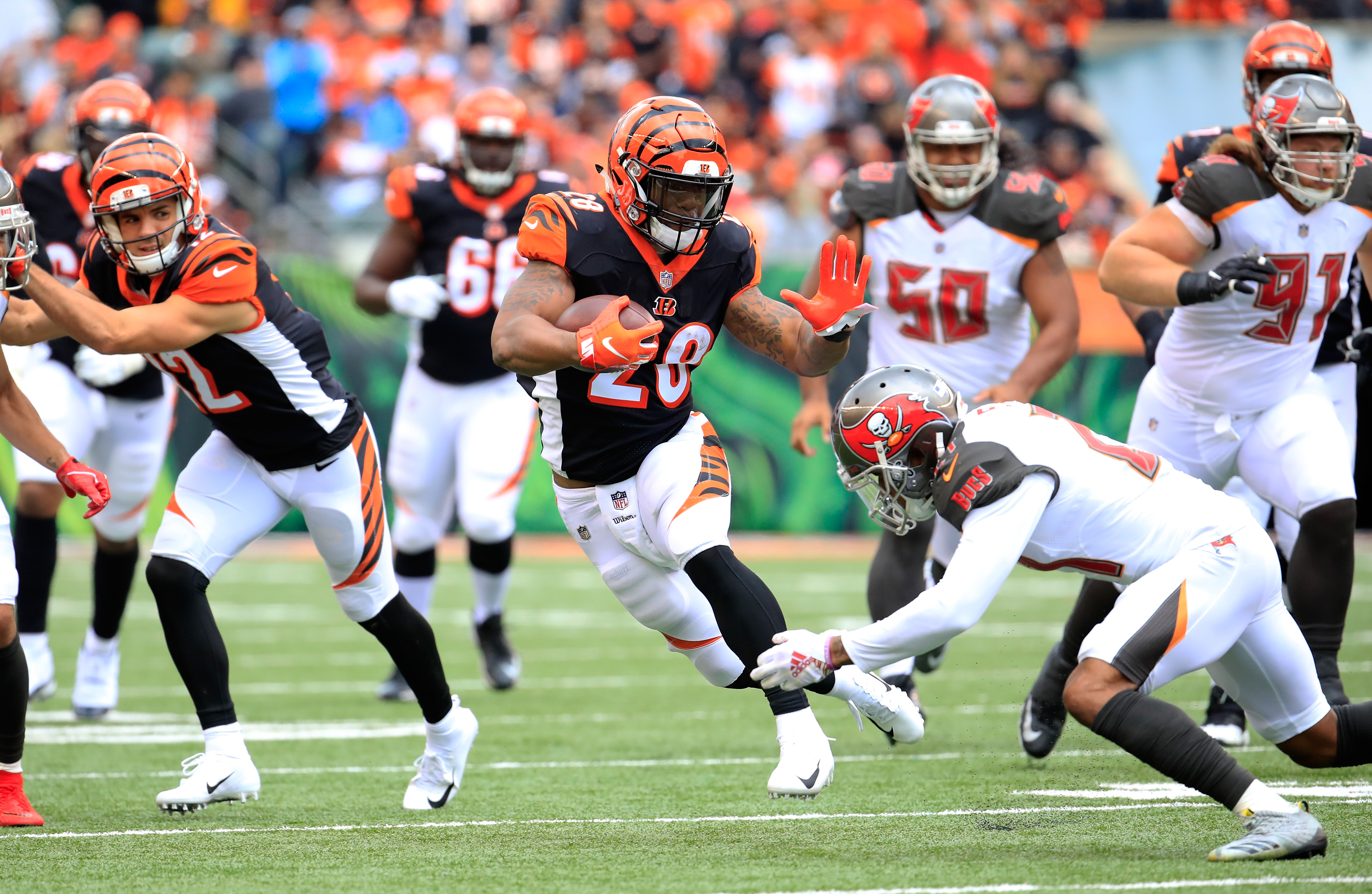 Bengals pick off Winston 4 times for 37-34 win over Bucs