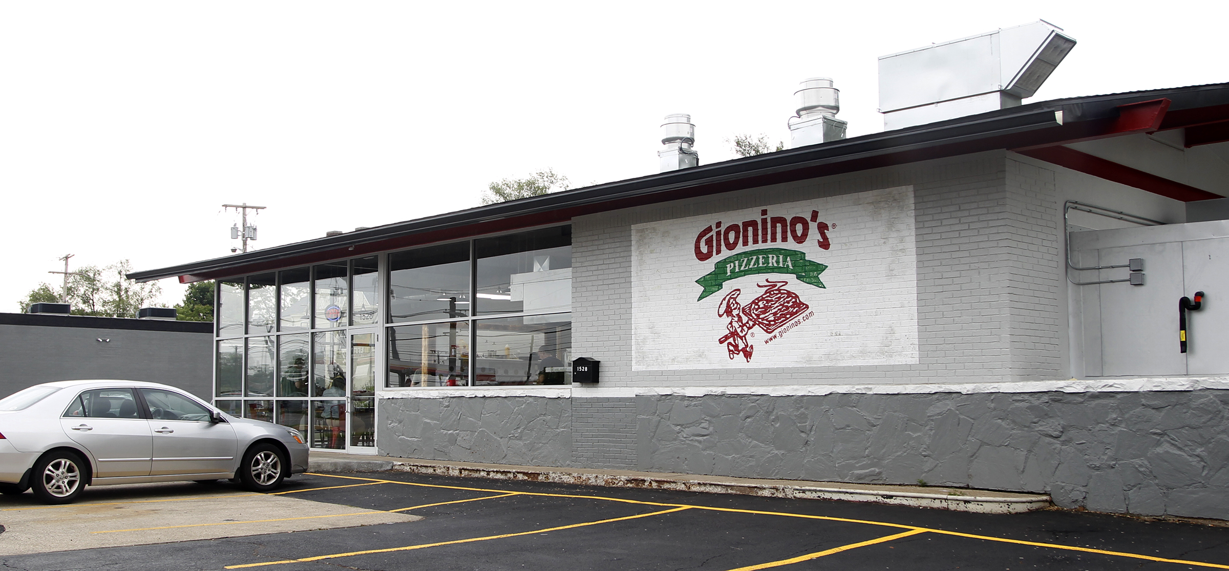 Gionino's Pizzeria opened its first Dayton location at 1528 E. Third St. The franchise, owned by Tony Clark, has about 45 locations between Cleveland and Canton, with a Columbus location as well. It is seeking to further expand in the Dayton area after opening a Kettering location. LISA POWELL / STAFF