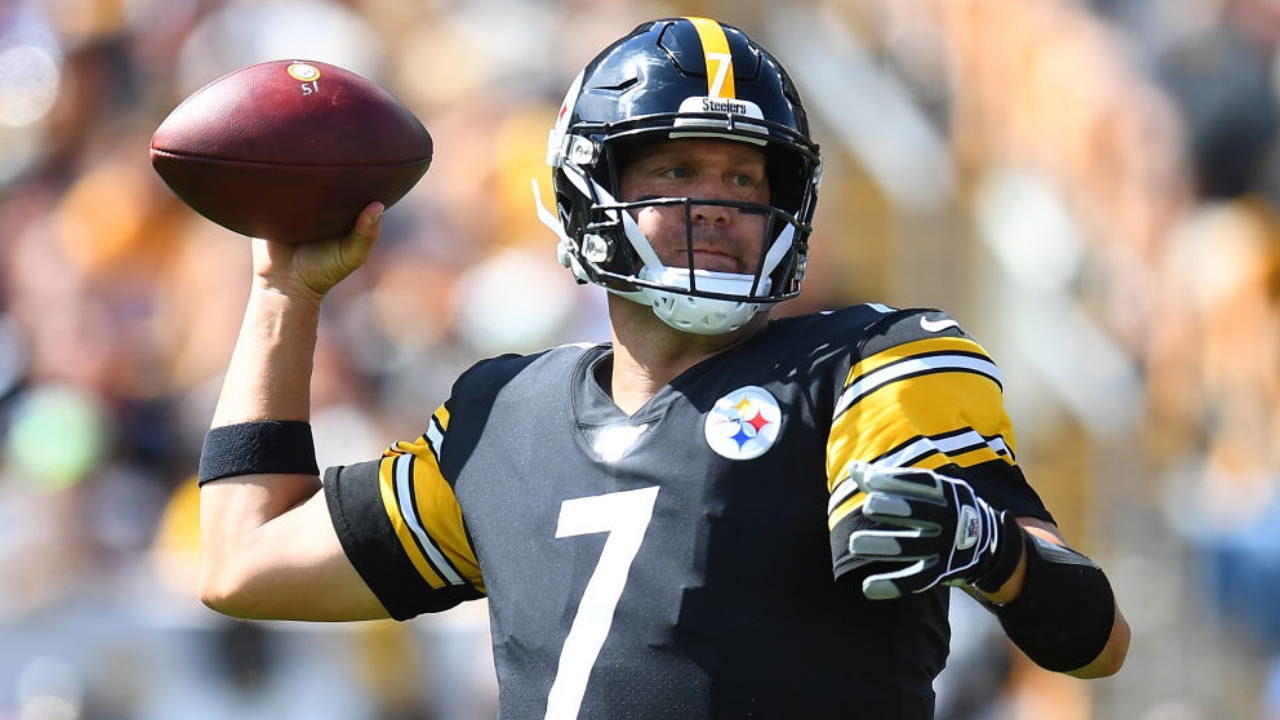 Steelers' Ben Roethlisberger out for season with elbow injury