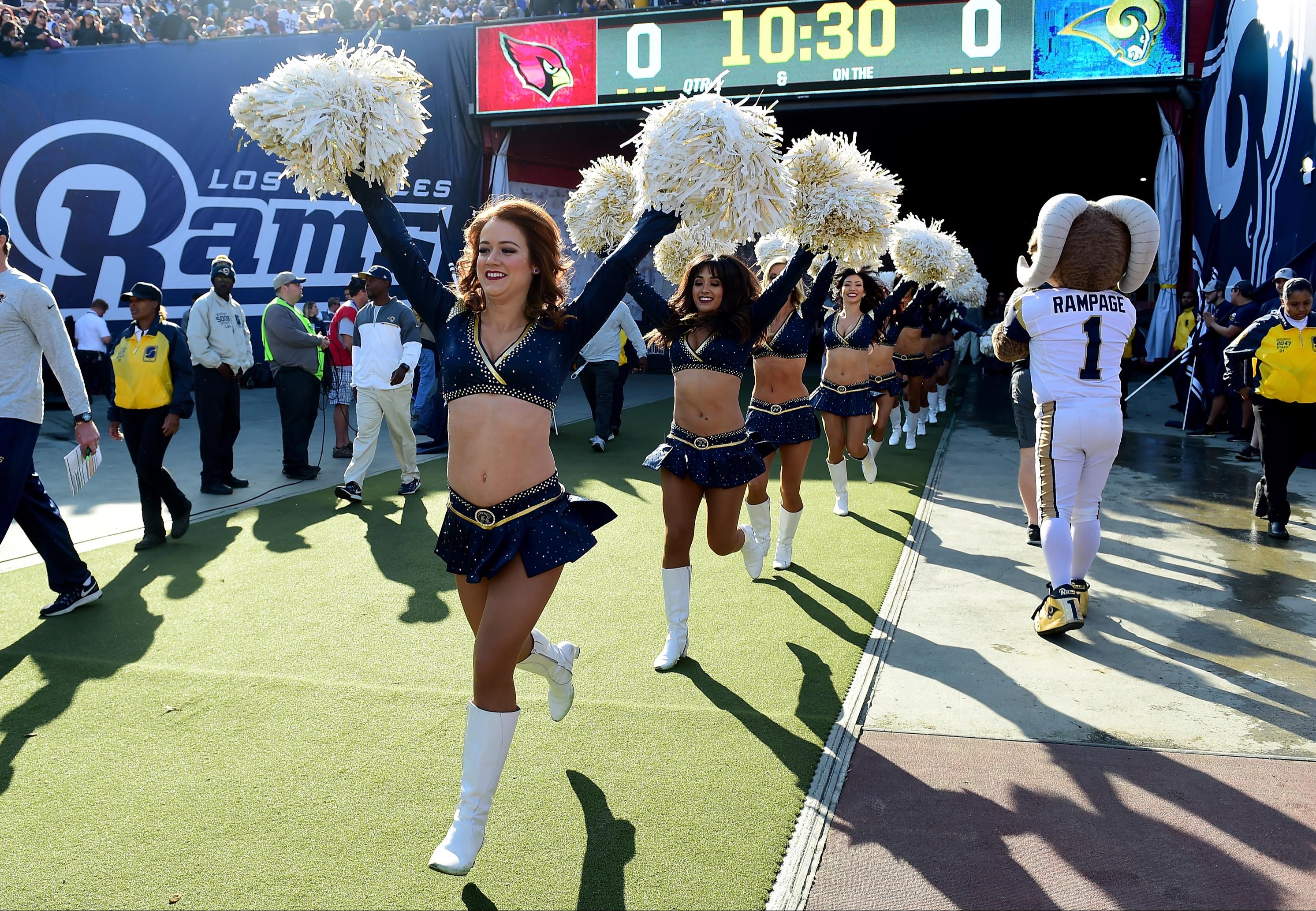 Rams' male cheerleaders make Super Bowl history - Lifestyle - The