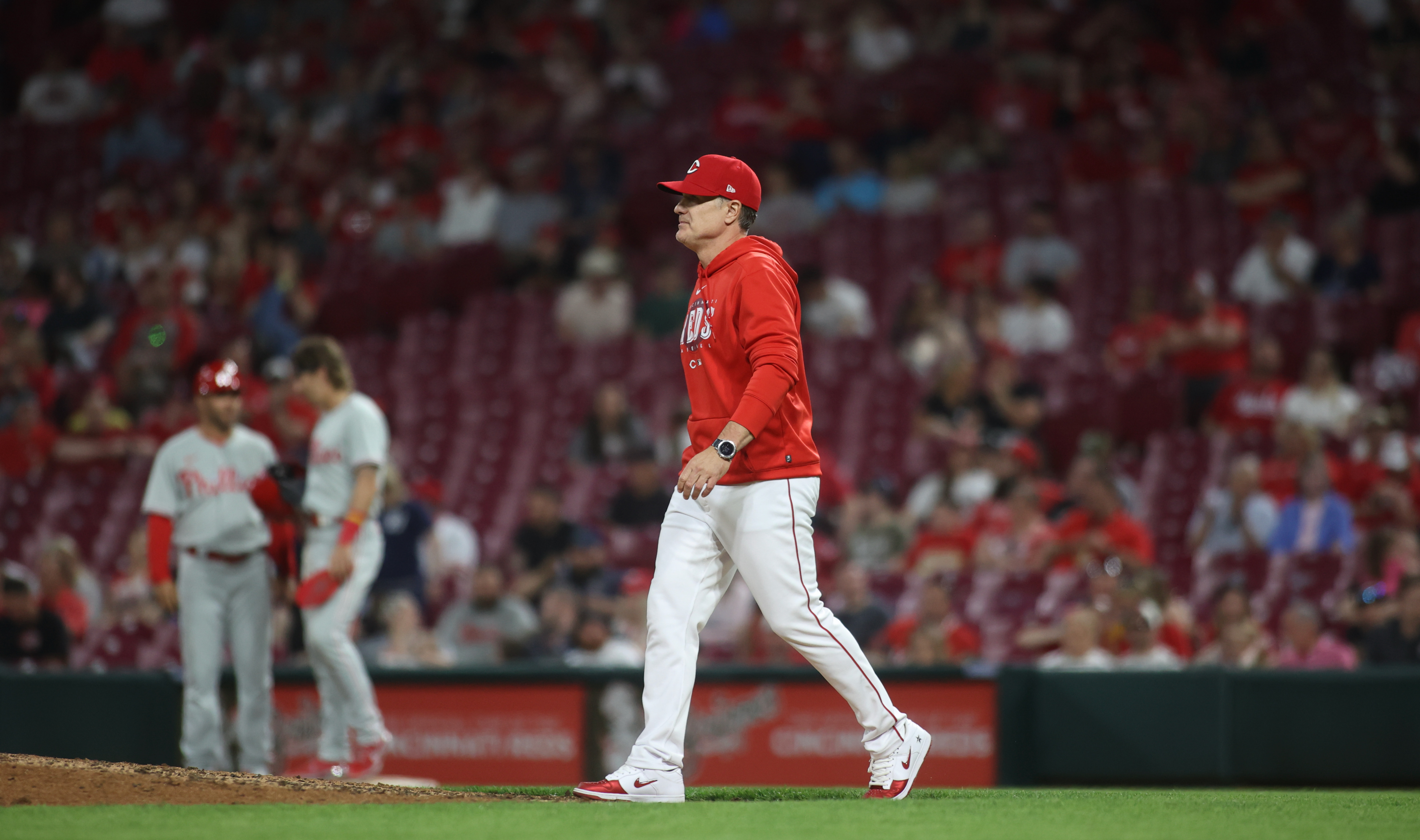 Reds manager David Bell gets 3-year contract extension