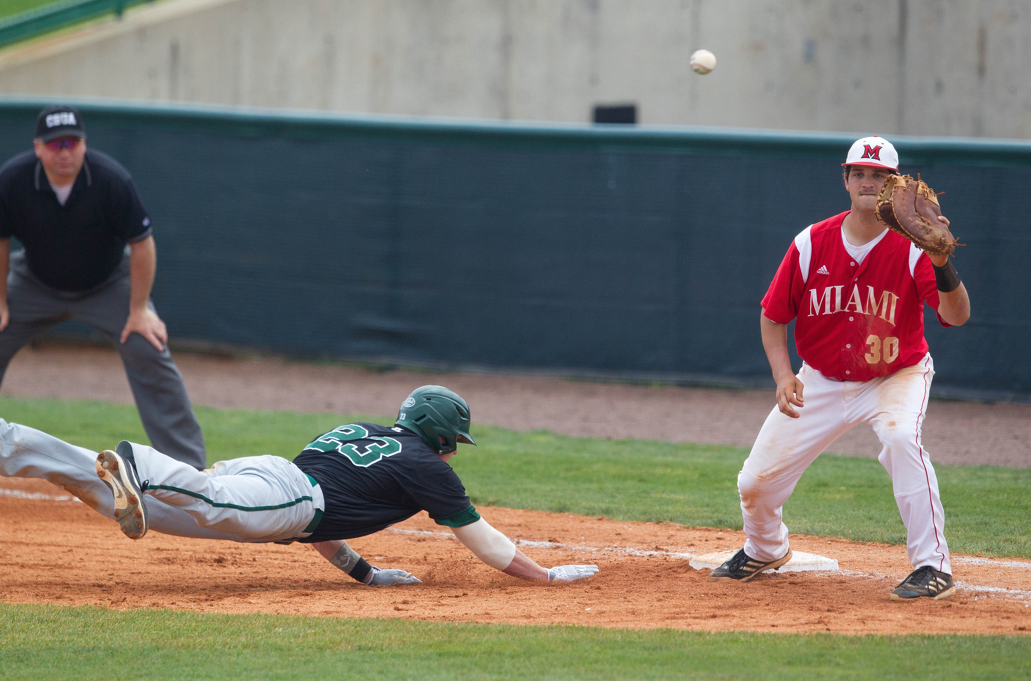 RedHawks Drop Doubleheader at North Alabama - Miami University