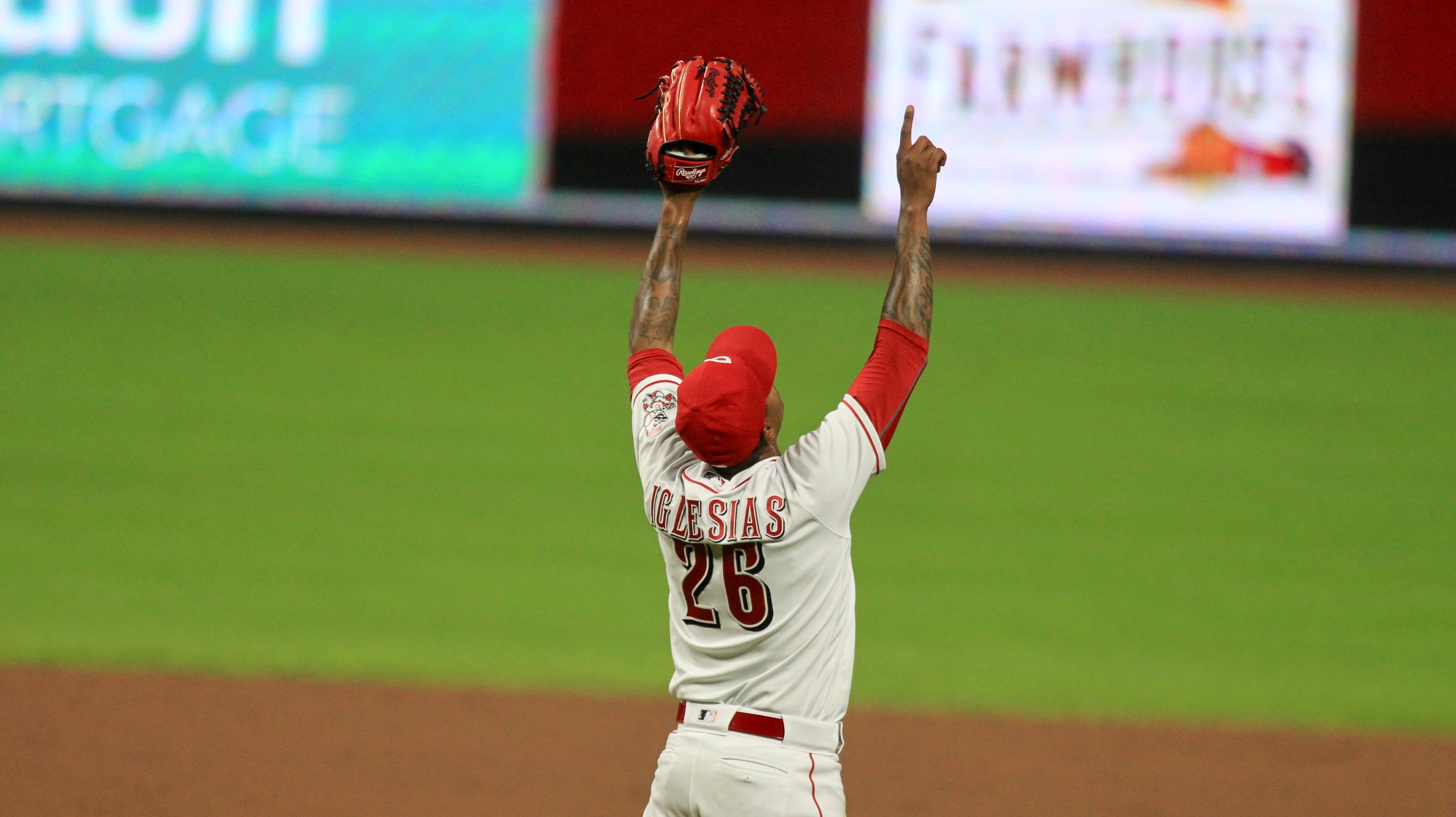 Cincinnati Reds: Time to replace Raisel Iglesias as closer?