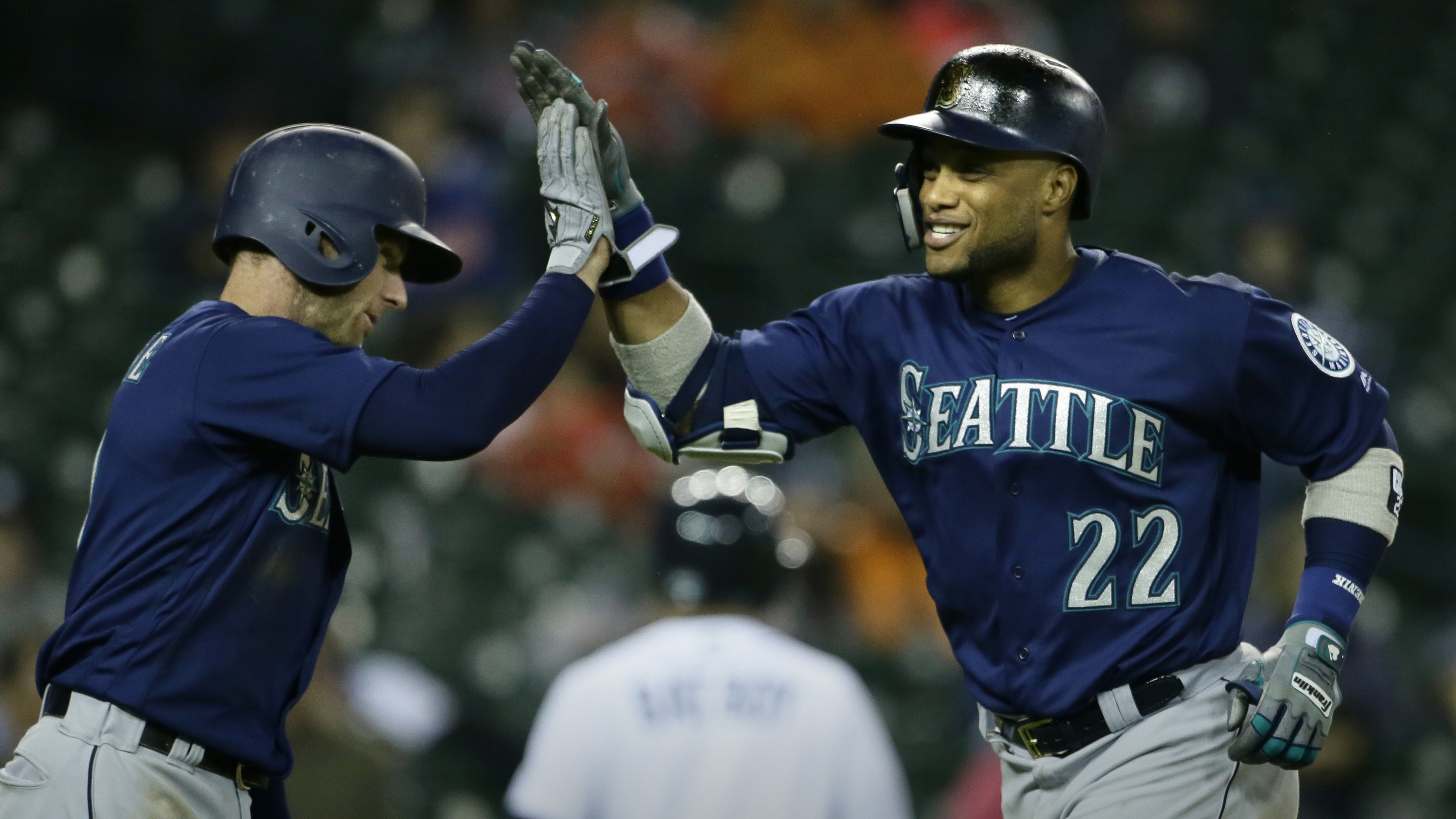 Mariners' Robinson Cano suspended 80 games for drug violation