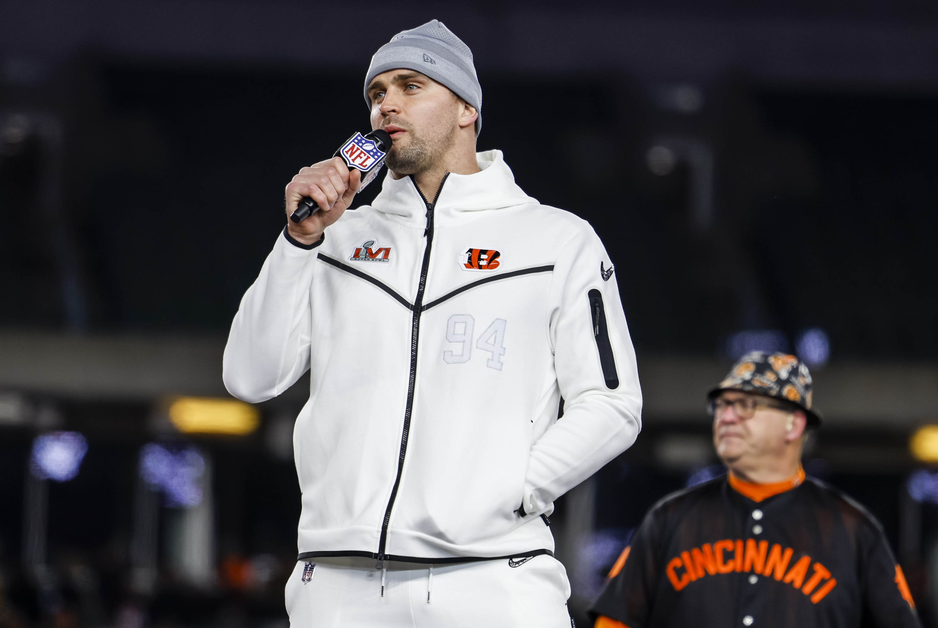 PHOTOS: Fans cheer on Bengals at Super Bowl LVI Opening Night Fan