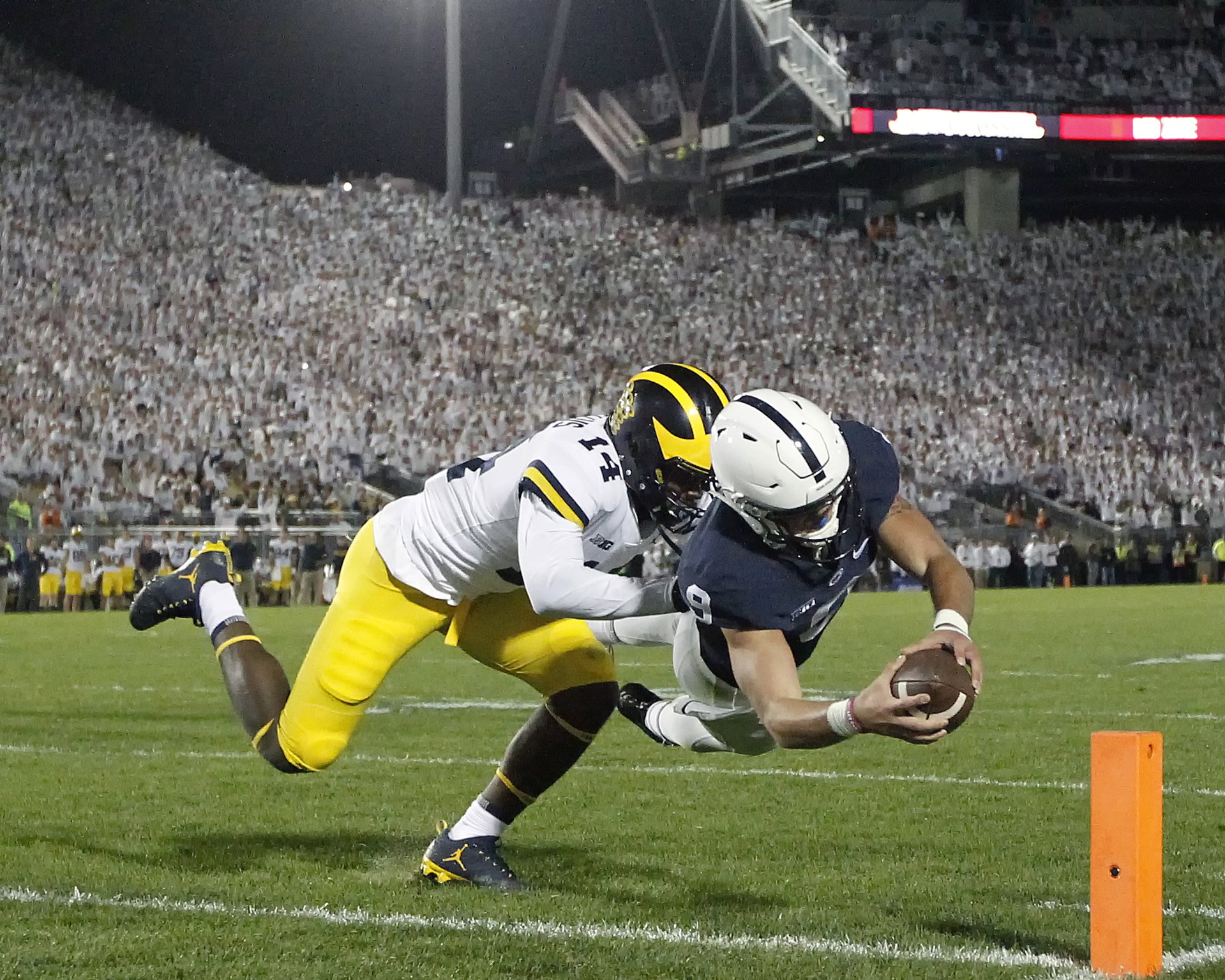 Penn State's Trace McSorley, Saquon Barkley run over Michigan in 42-13  victory