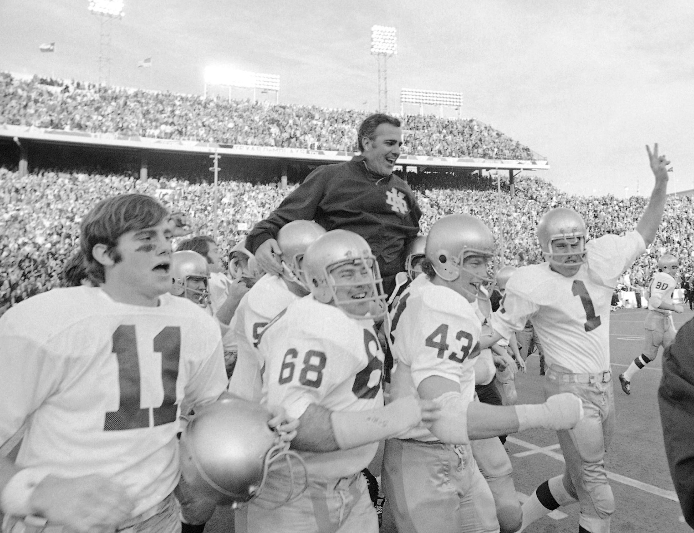 College football: Miami U. honors Ravens' John Harbaugh with statue