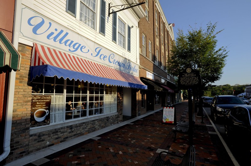 The Village Parlor, which has been treating tastebuds in Lebanon to ice cream and more for nearly 50 years, plans to open on Main Street in Hamilton by late October.