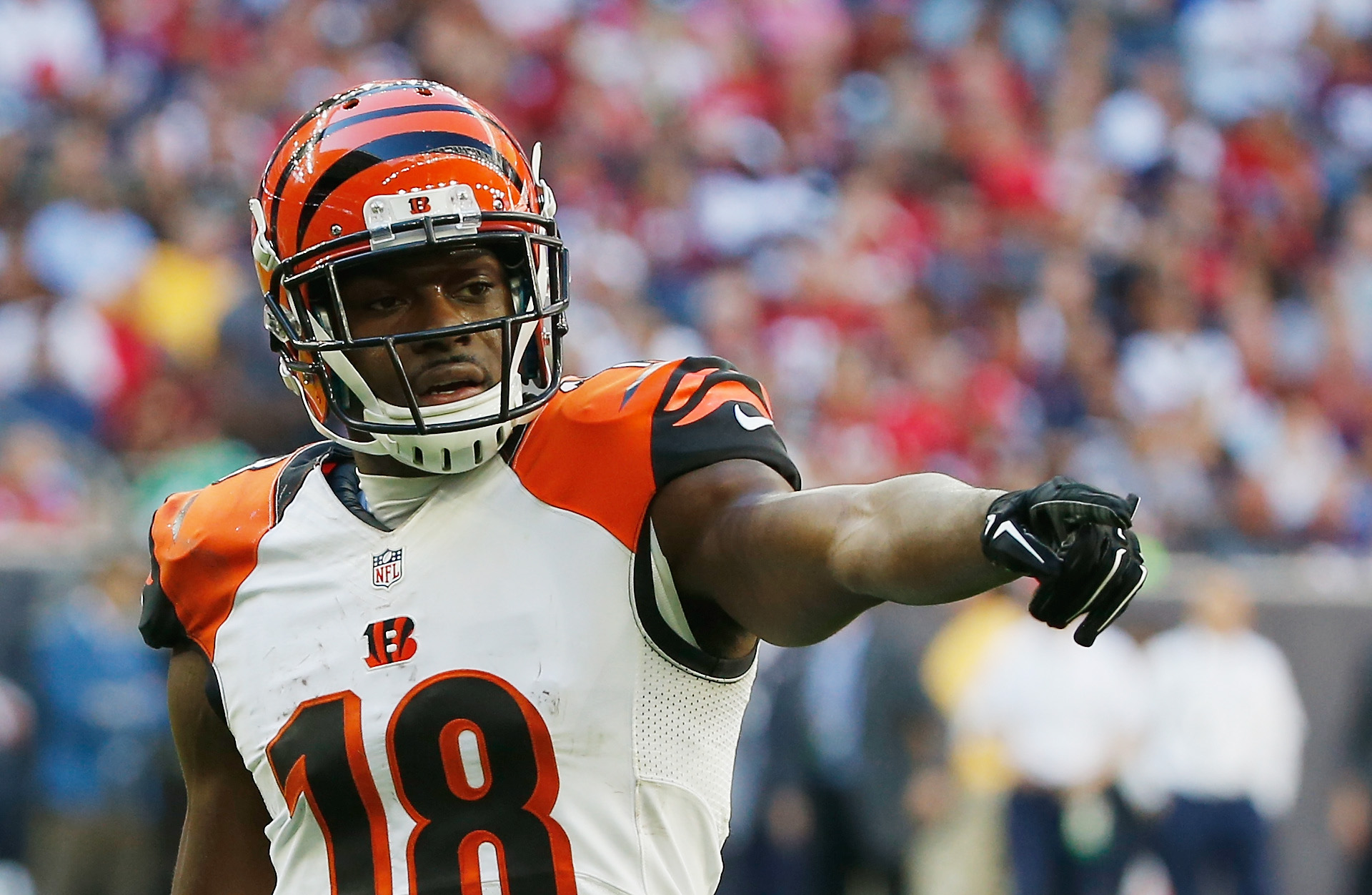 Cincinnati Bengals WR A.J. Green misses practice with calf injury