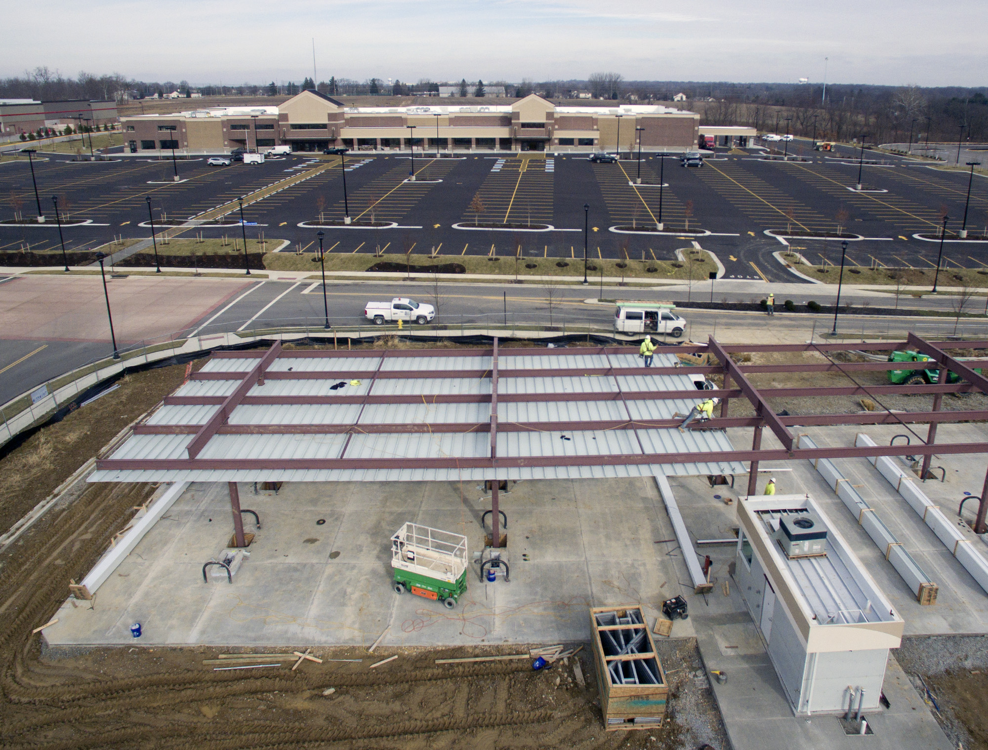 The new 125,000-square-foot Kroger store being built on Feedwire Road in Centerville will open by late May or early June, according to the company.The Cincinnati-headquartered grocery retailer is set to open the store on about 15 acres between Costco and Cabelas, facing south toward Feedwire Road. A company spokeswoman said Kroger has invested $21.2 million into the new store at the Cornerstone of Centerville development. . TY GREENLEES / STAFF