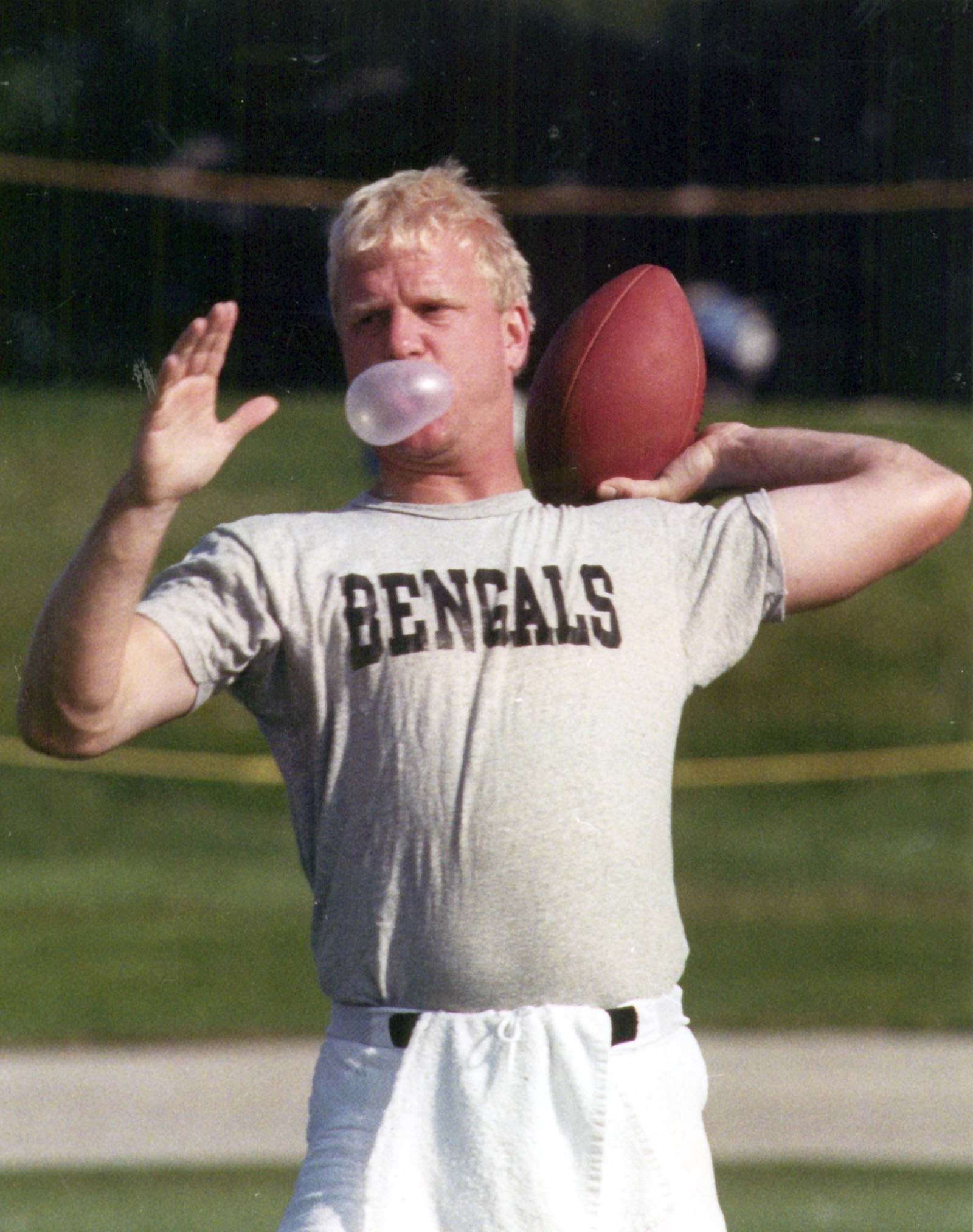 Boomer Esiason was 'really was close to coming back' to Bengals in 1998 -  Cincy Jungle