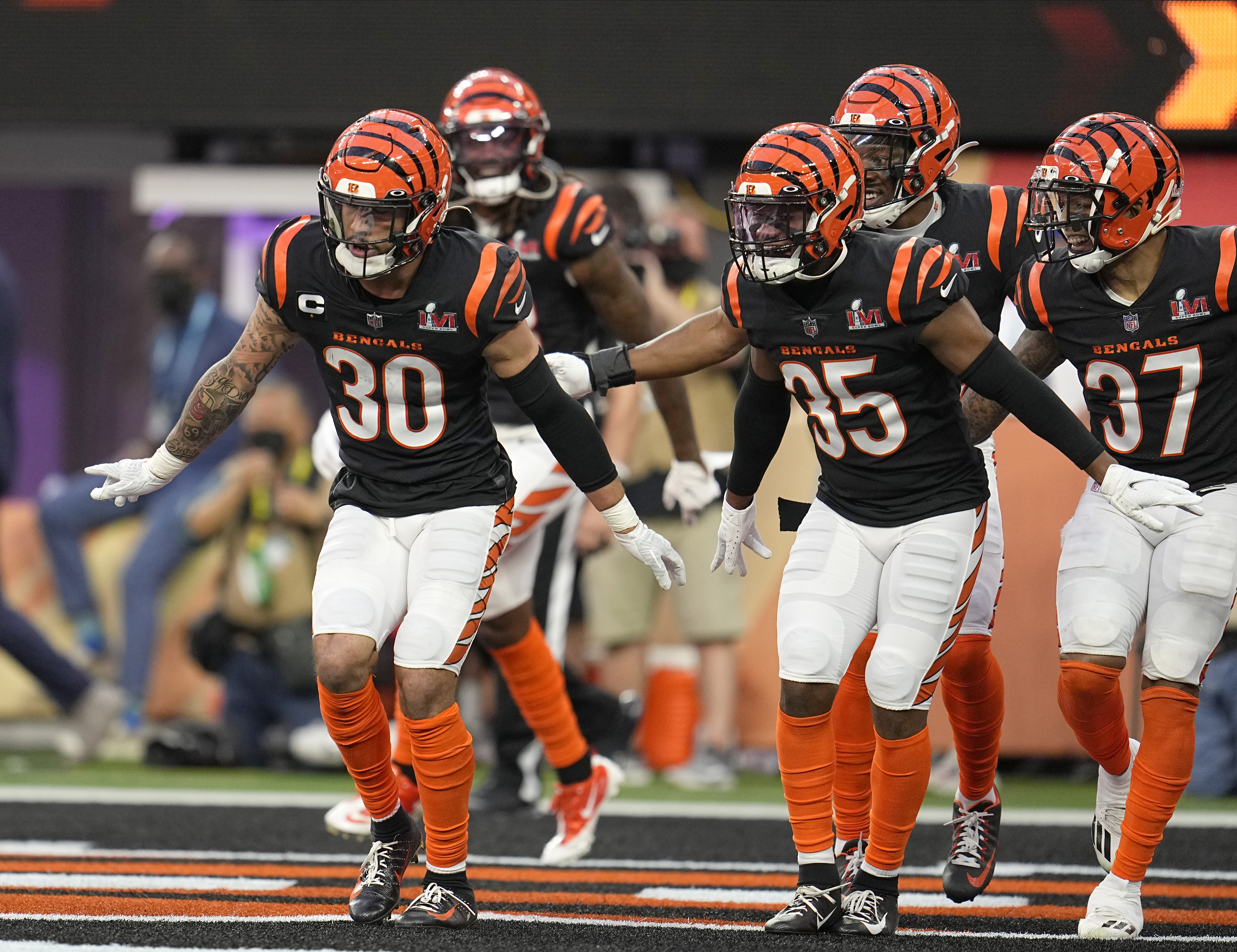 Cincinnati, OH, USA. 15th Sep, 2019. Cincinnati Bengals free safety Jessie  Bates III (30) during NFL football game action between the San Francisco  49ers and the Cincinnati Bengals at Paul Brown Stadium