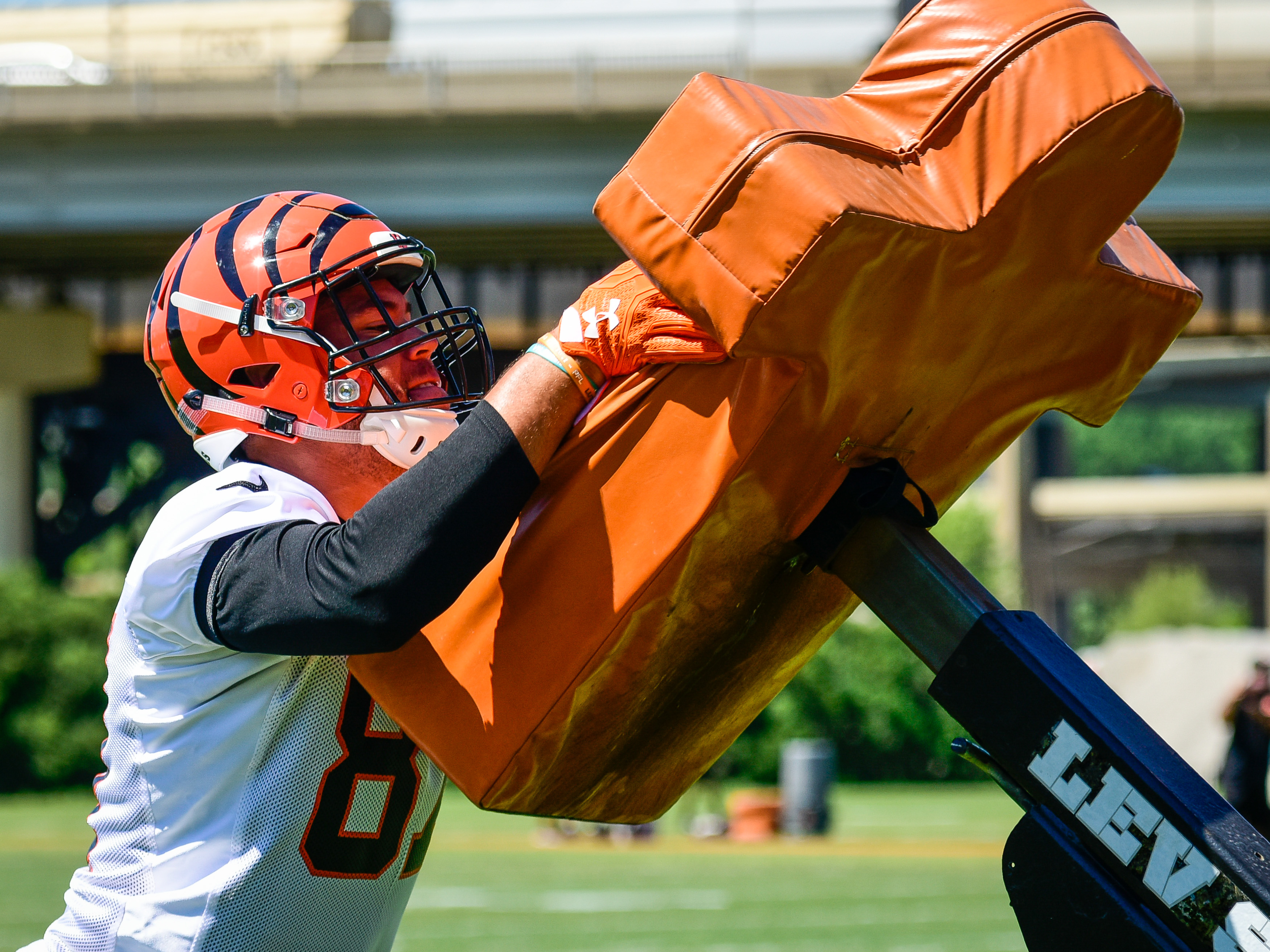 Bengals: C.J. Uzomah could be on the chopping block in 2021