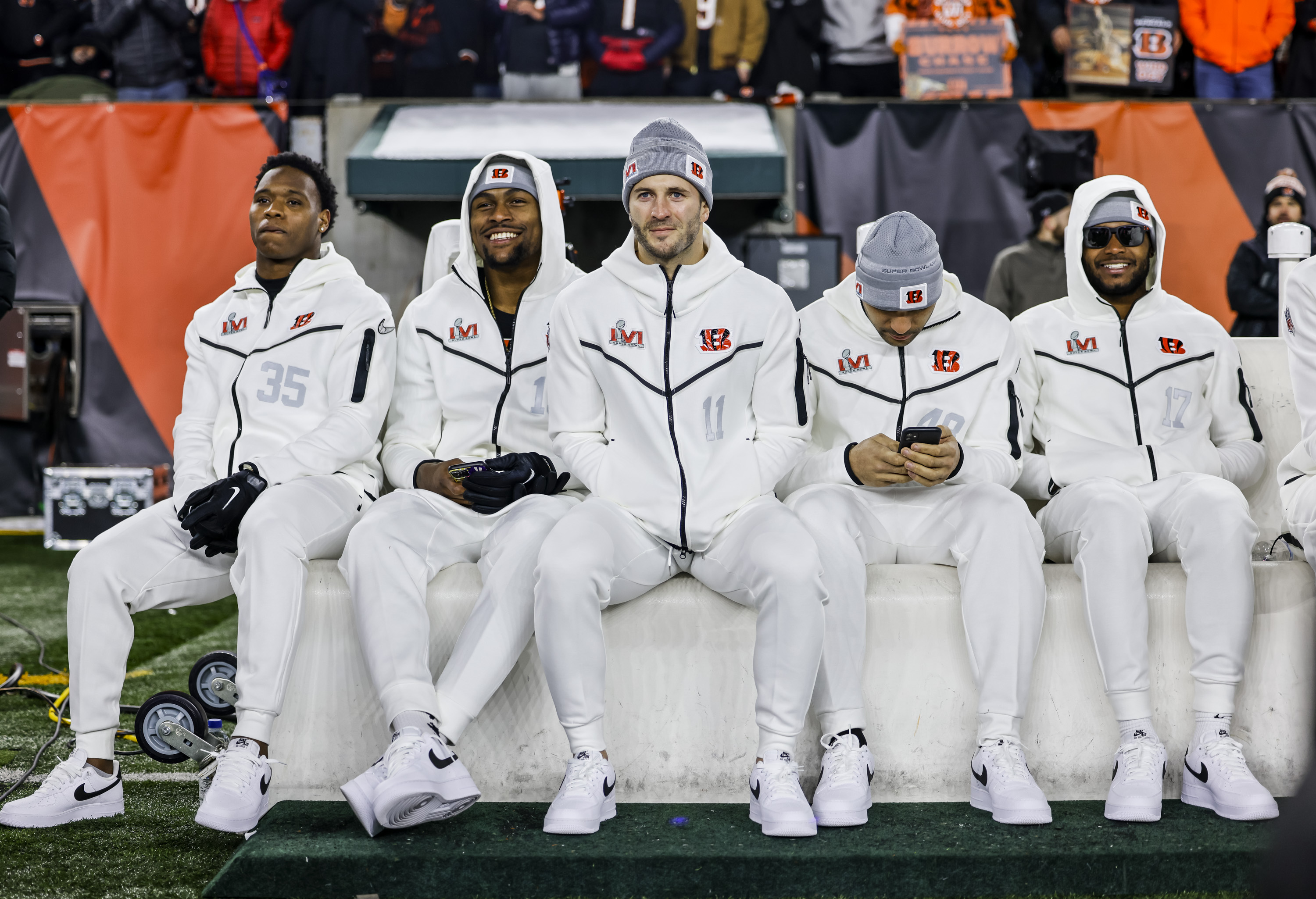 Super Bowl LVI: Cincinnati Bengals draw 30,000 fans for pep rally at Paul  Brown Stadium