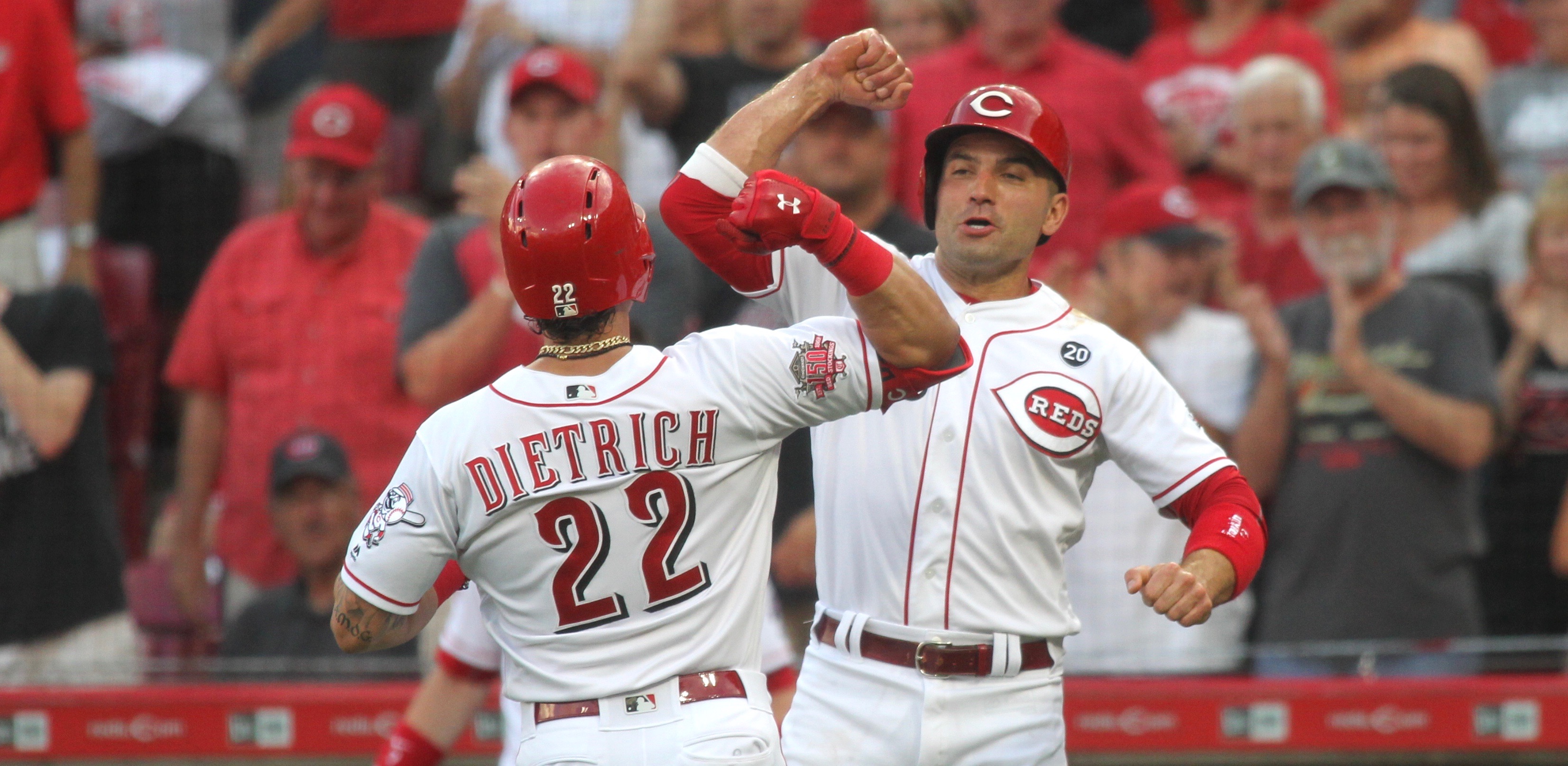 Winker hits 3 solo home runs as Reds beat Brewers