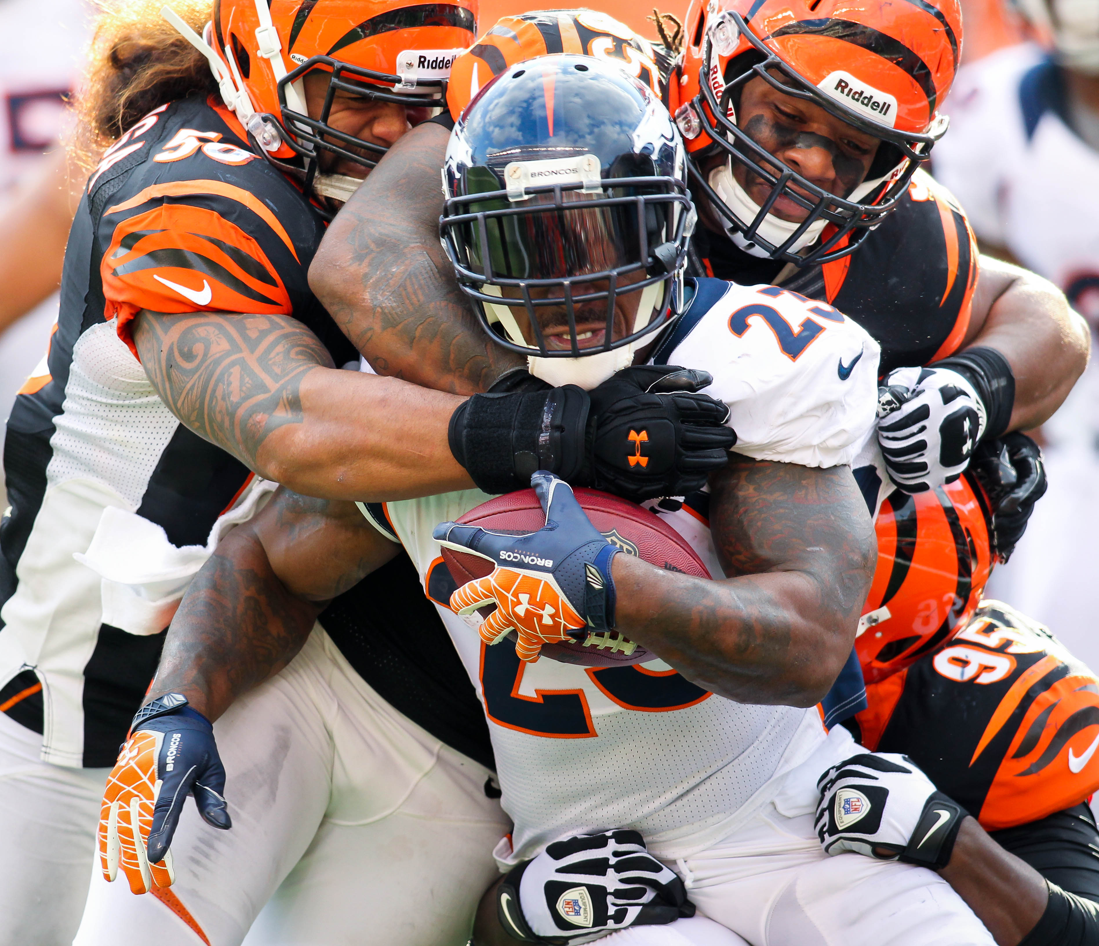 Vontaze Burfict finally cleared to practice with Bengals