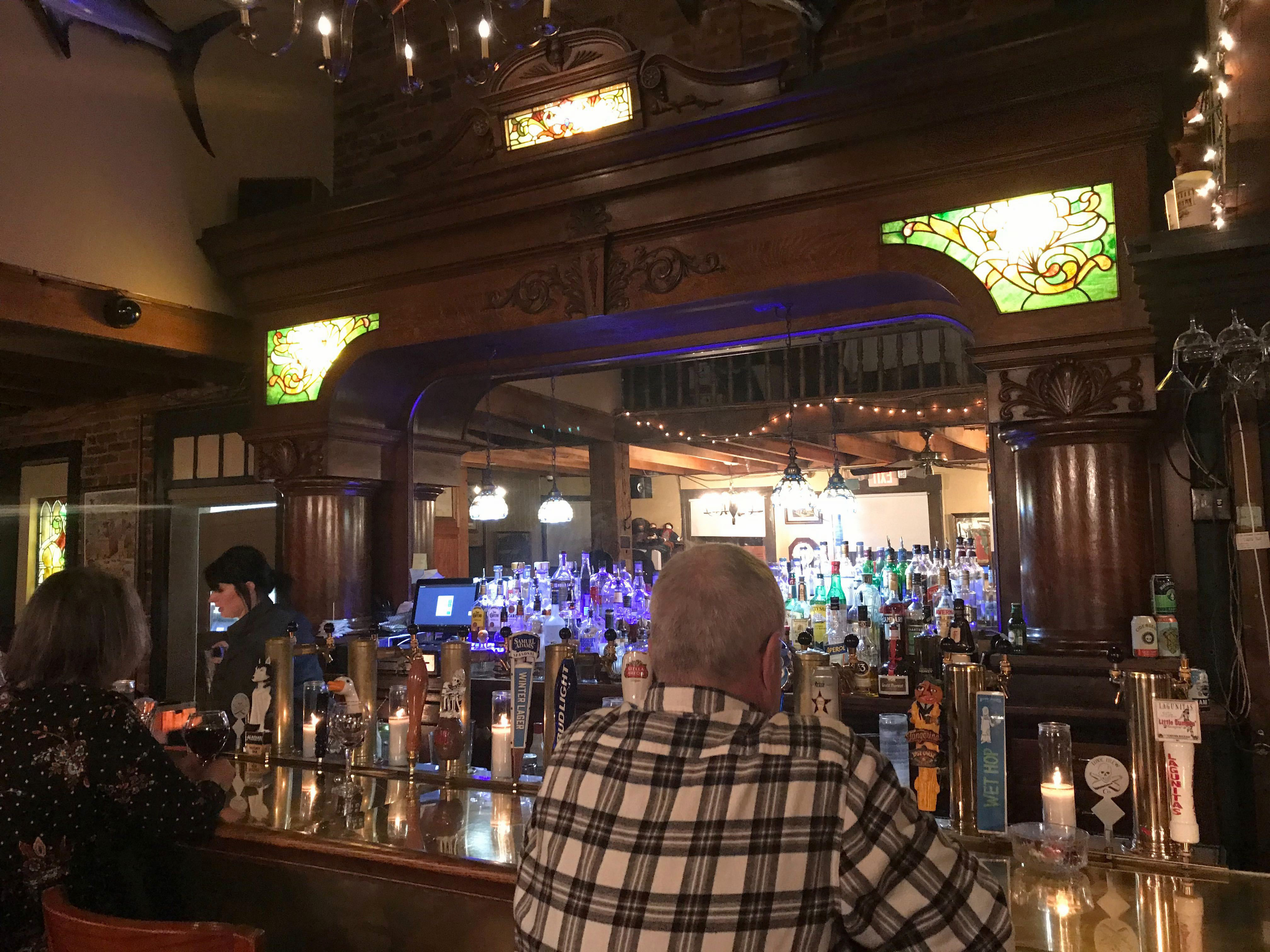 The Florentine Restaurant serves steaks, fish and chops.