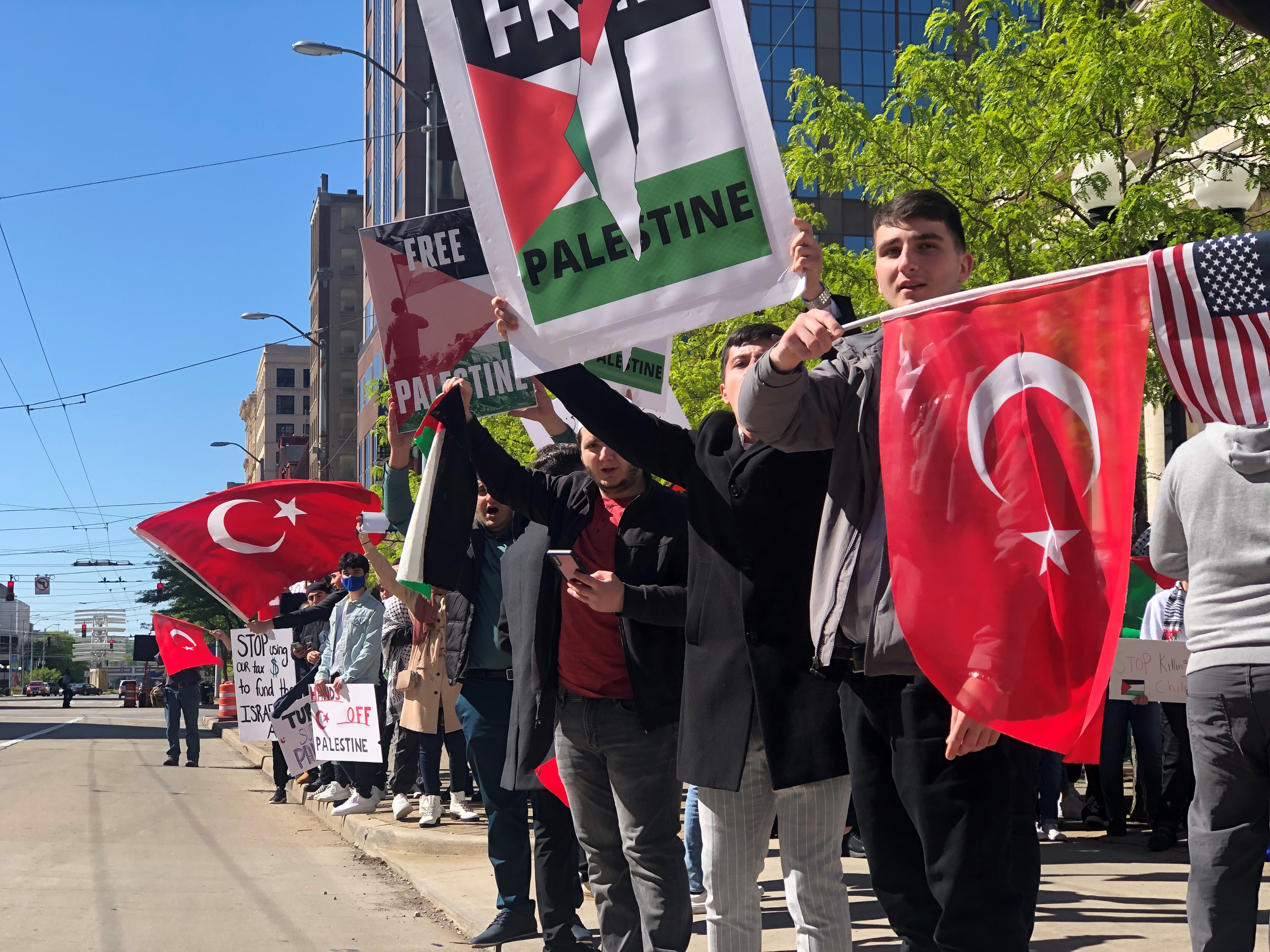 Pro-Palestine rally in downtown Dayton. CORNELIUS FROLIK / STAFF