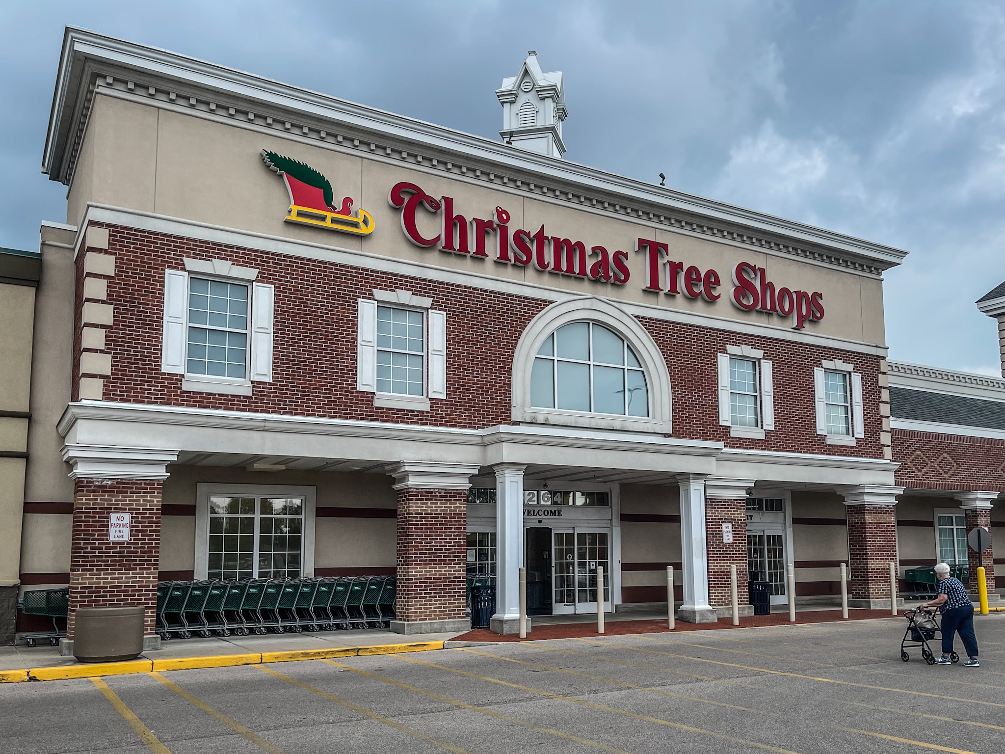 Christmas Tree Shops closing all stores, including Montgomery County location