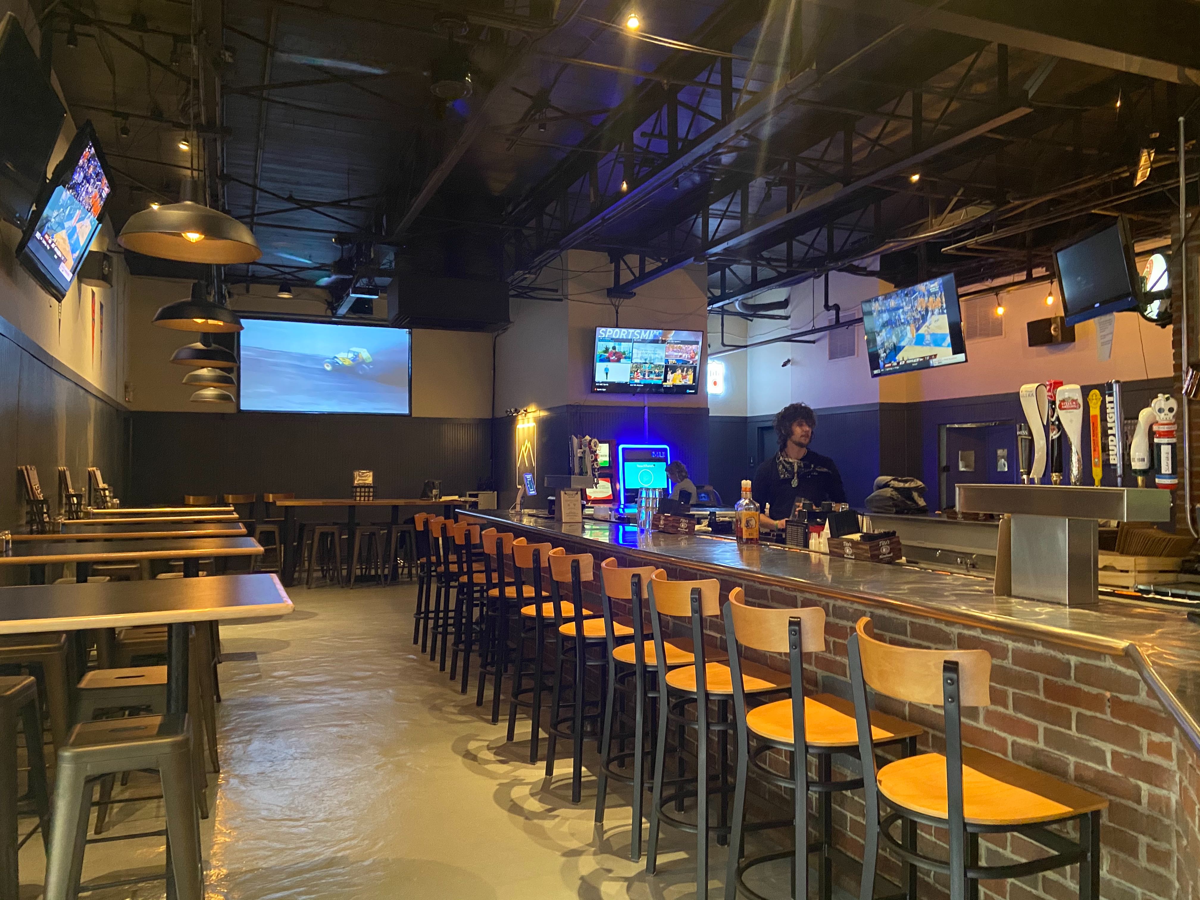 Back Home Tavern & Table now open near University of Dayton on Brown