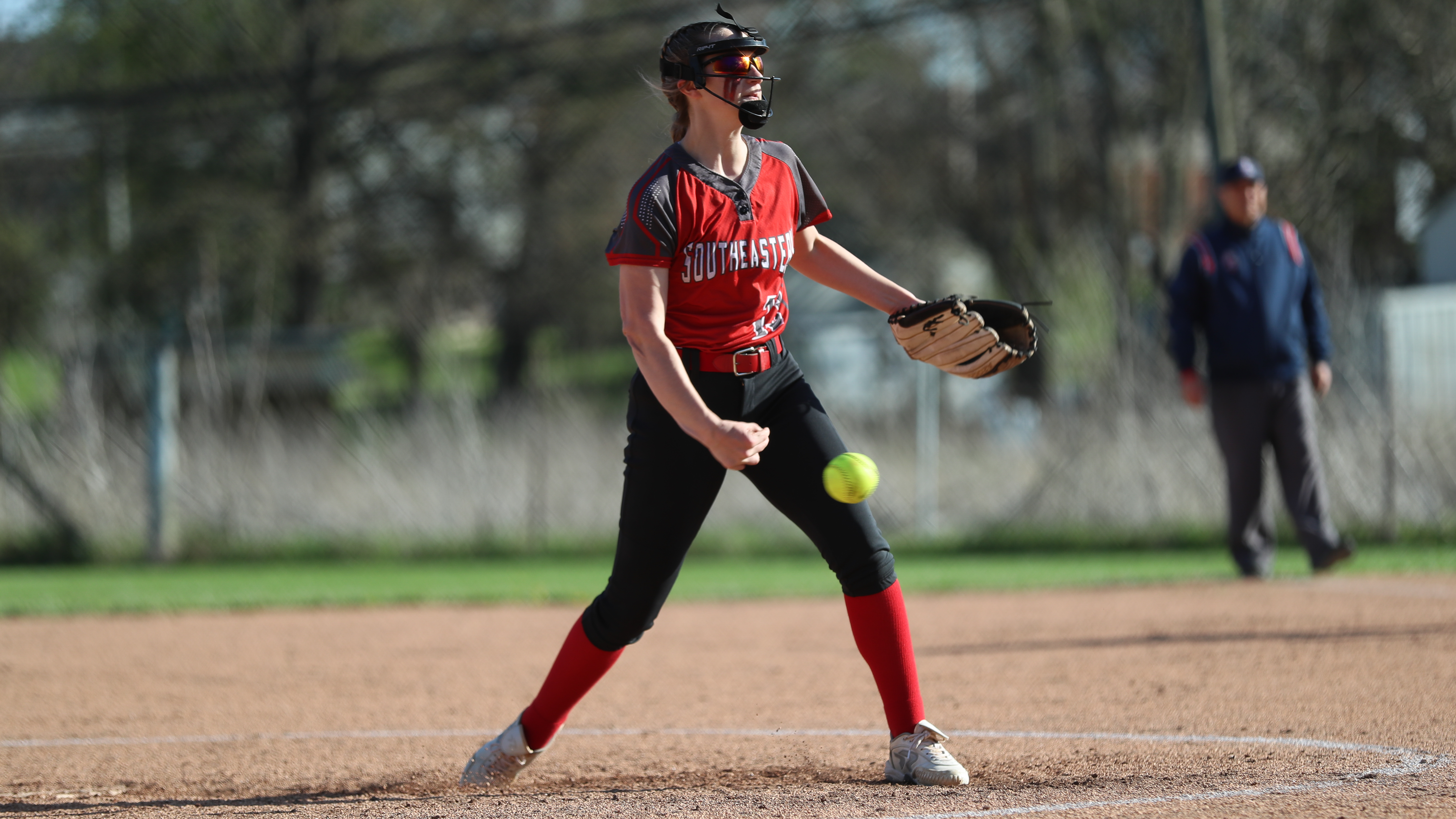 Center fielder continuing to stick it out with Trojans