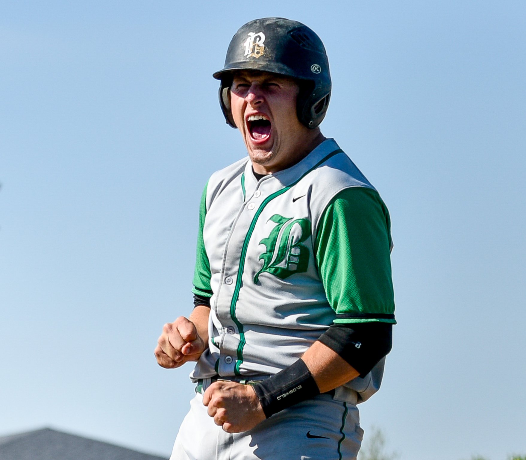 Baseball Erupts For 11 Runs In Win Over WKU - University of Cincinnati  Athletics