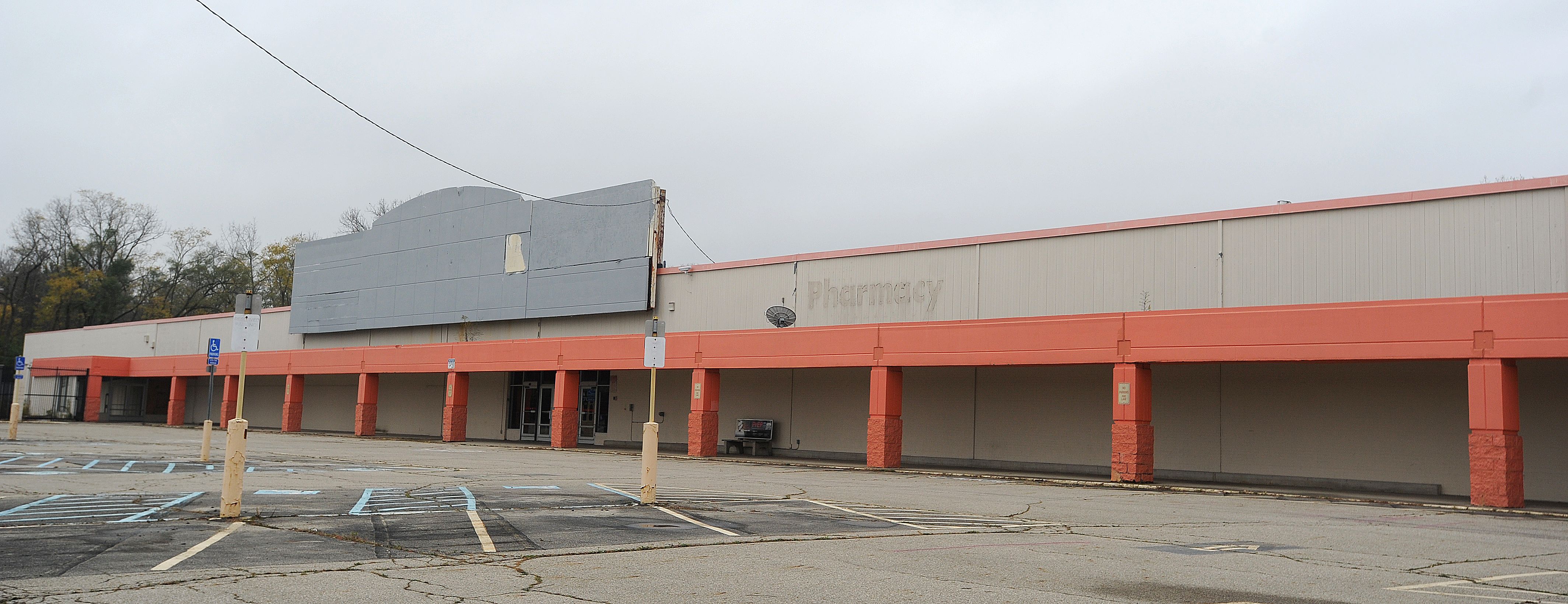 Kroger releases details for new store replacing former Kmart in Riverside