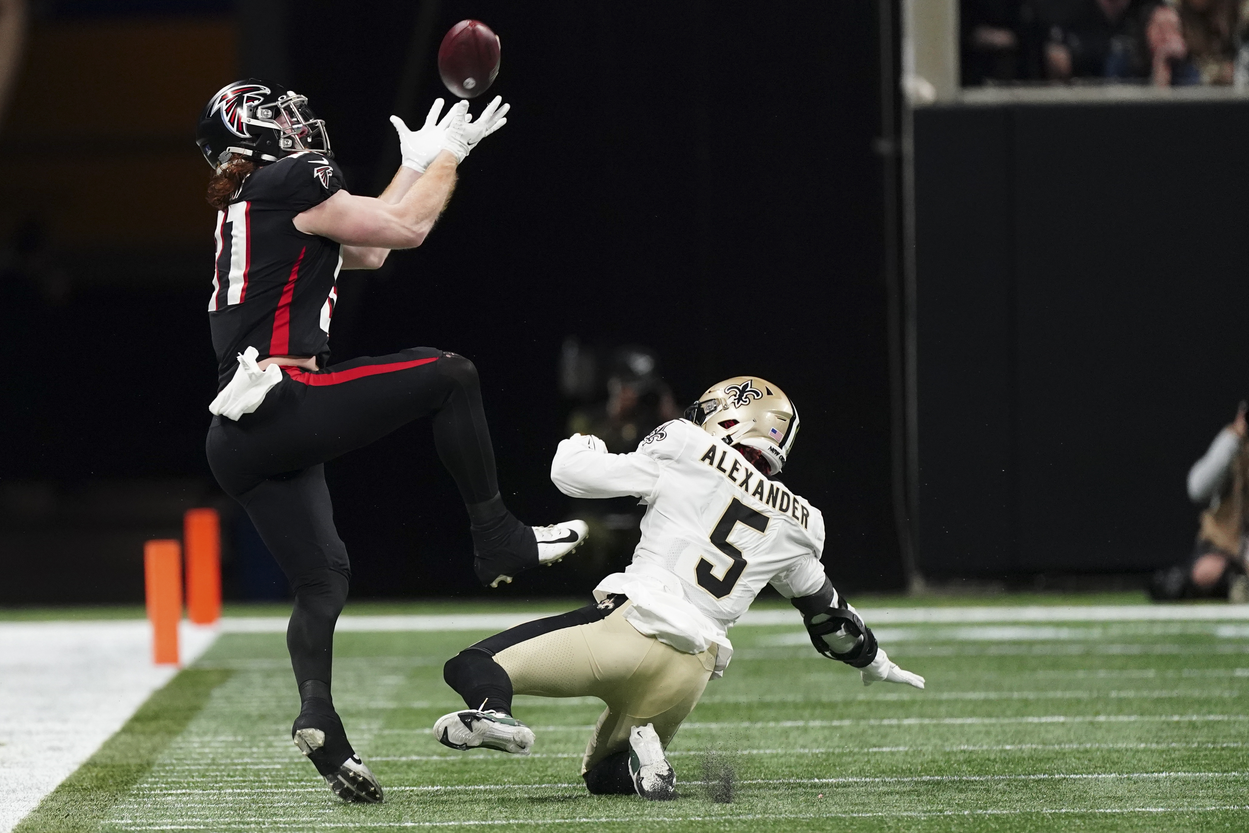 Falcons free agency news: Hayden Hurst signs with Bengals