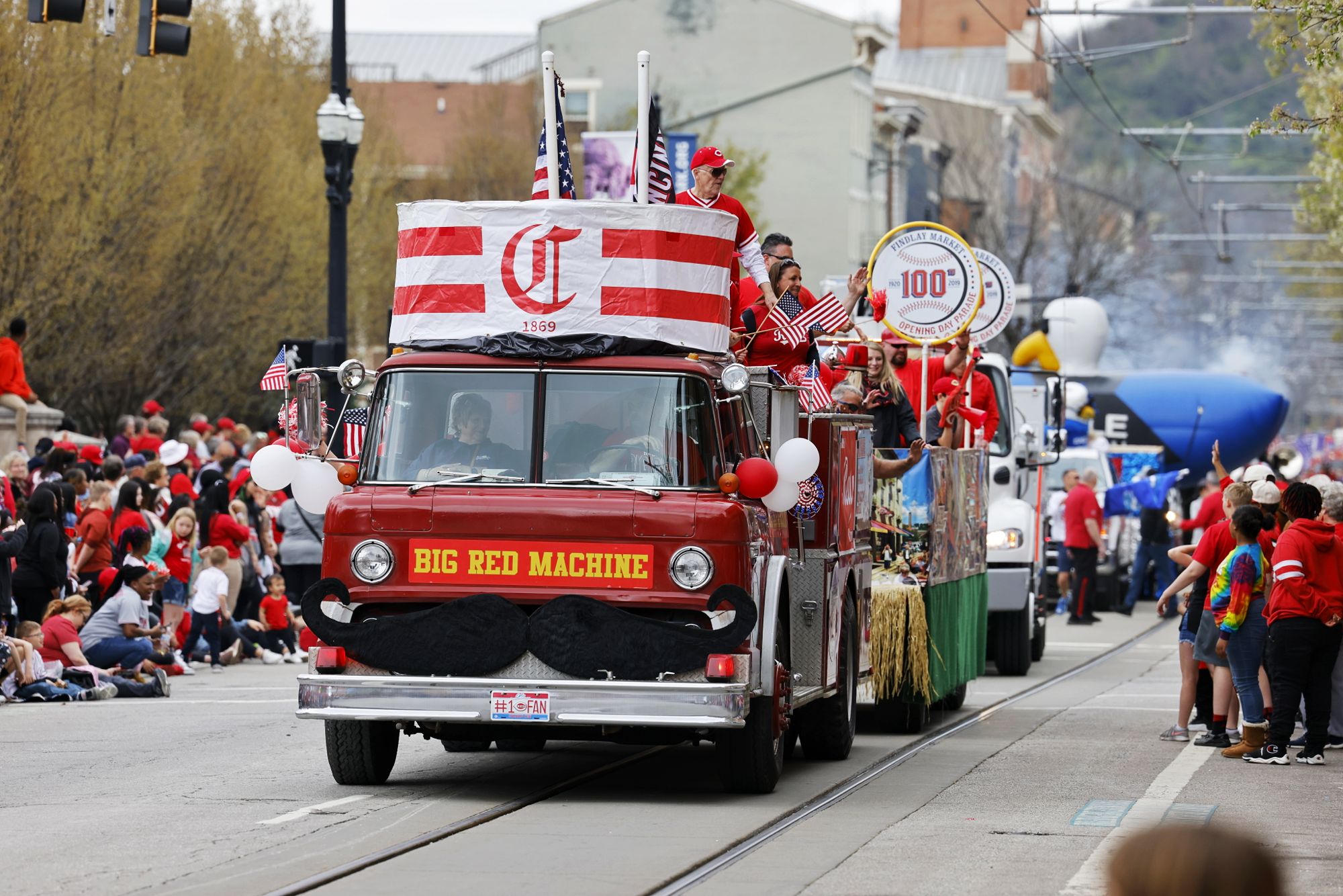 Reds 2023 Opening Day parade will have 2 grand marshals: Bronson Arroyo and  Danny Graves