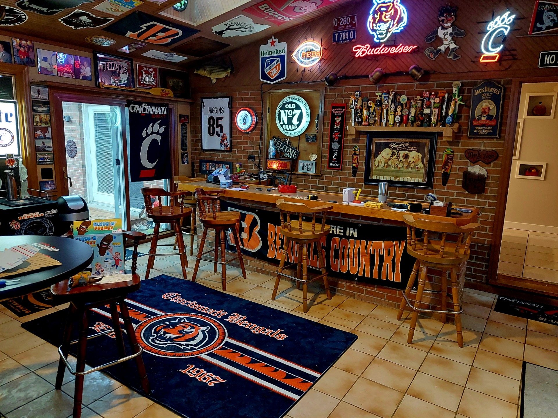 Man cave home bar, Cleveland browns, Cleveland browns wallpaper