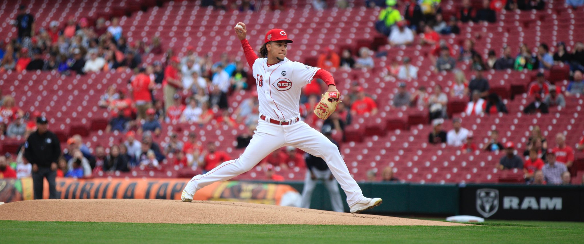 Reds notes: Luis Castillo impressive in home debut