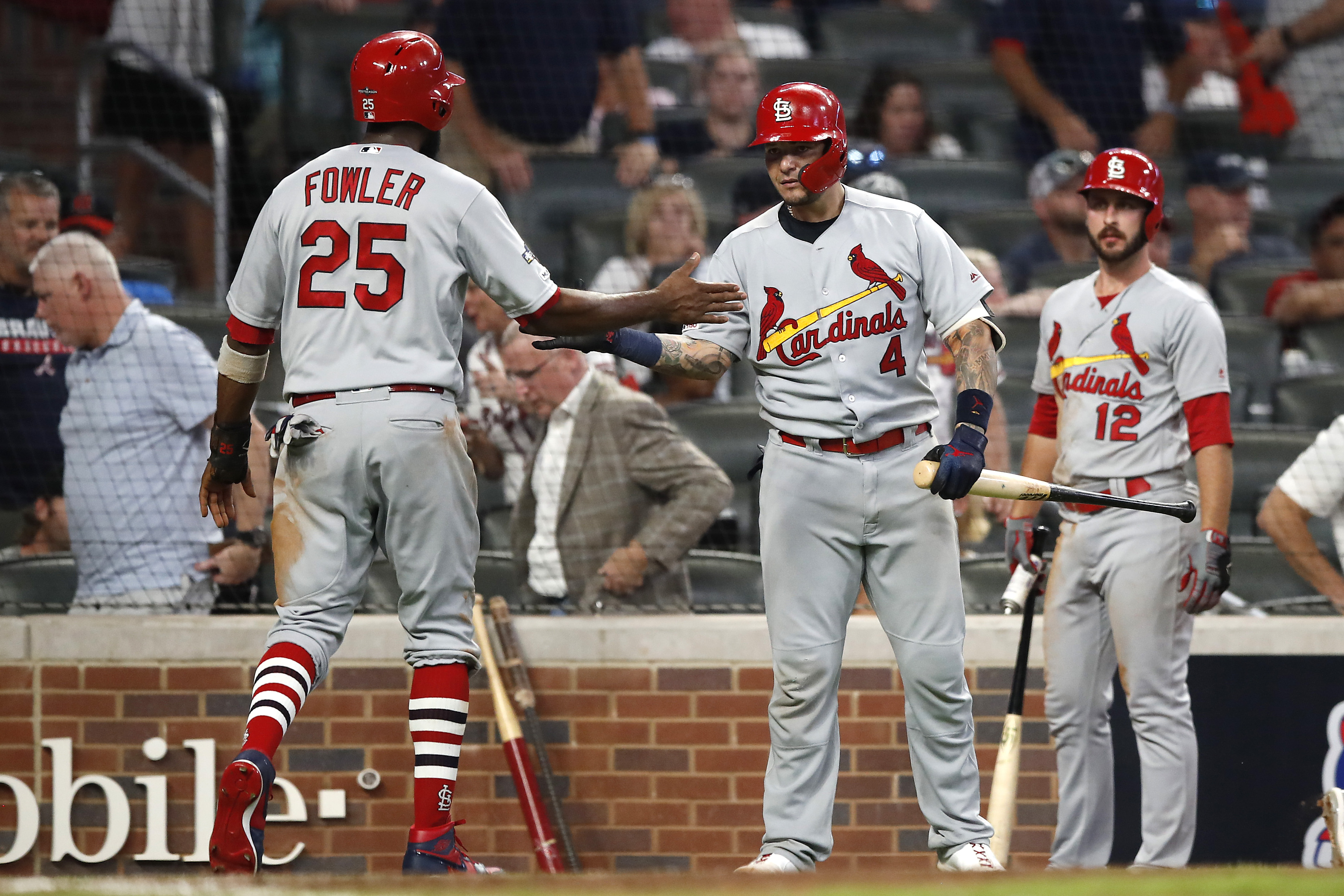 Cardinals' Matt Carpenter leaves game with right oblique injury